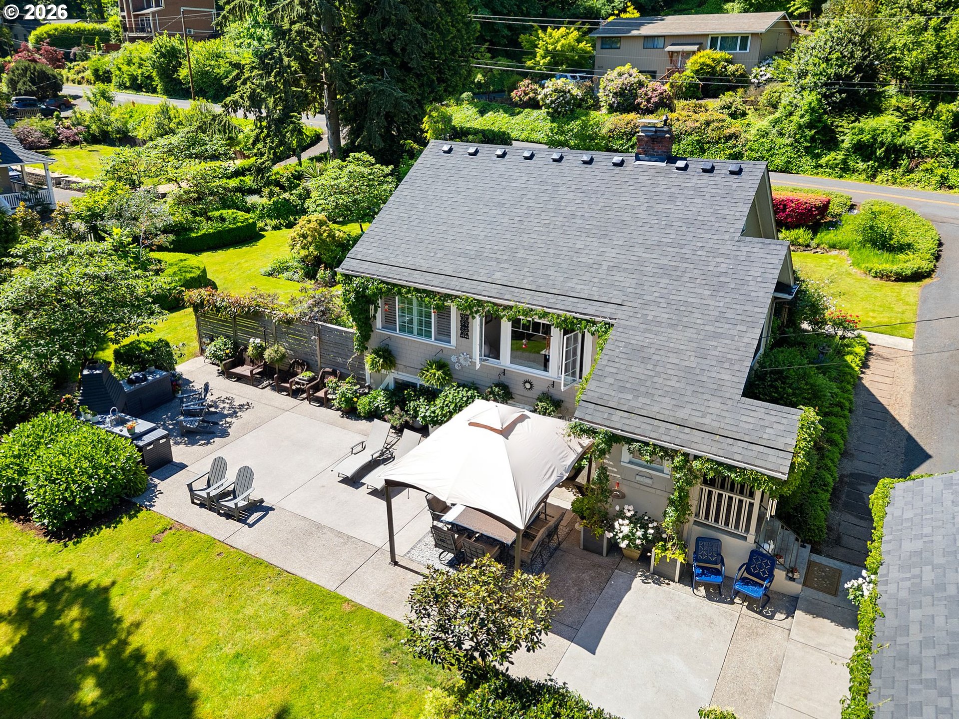 3409 SE ALDERCREST RD