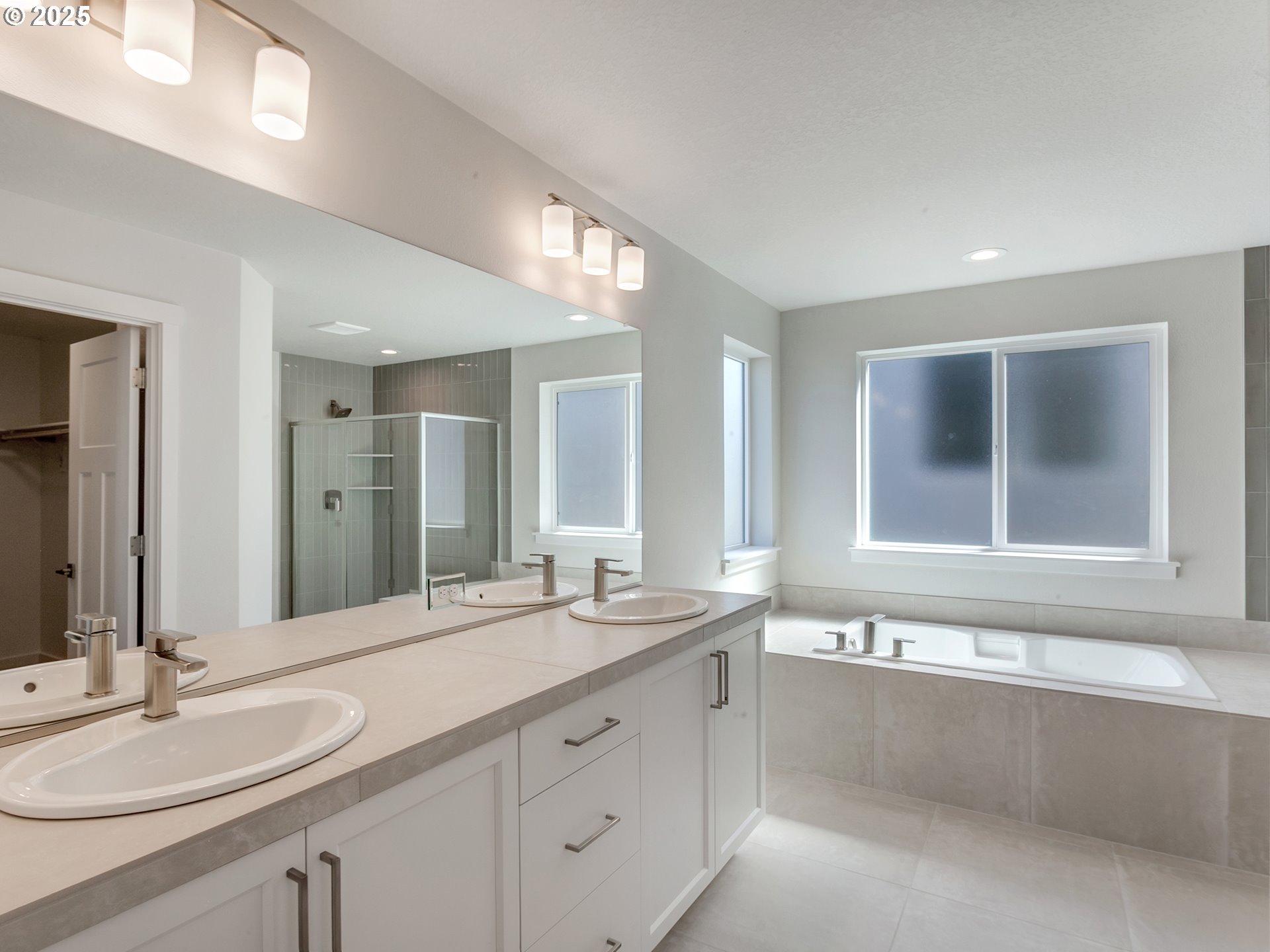 13850 SW Sabrina AVE