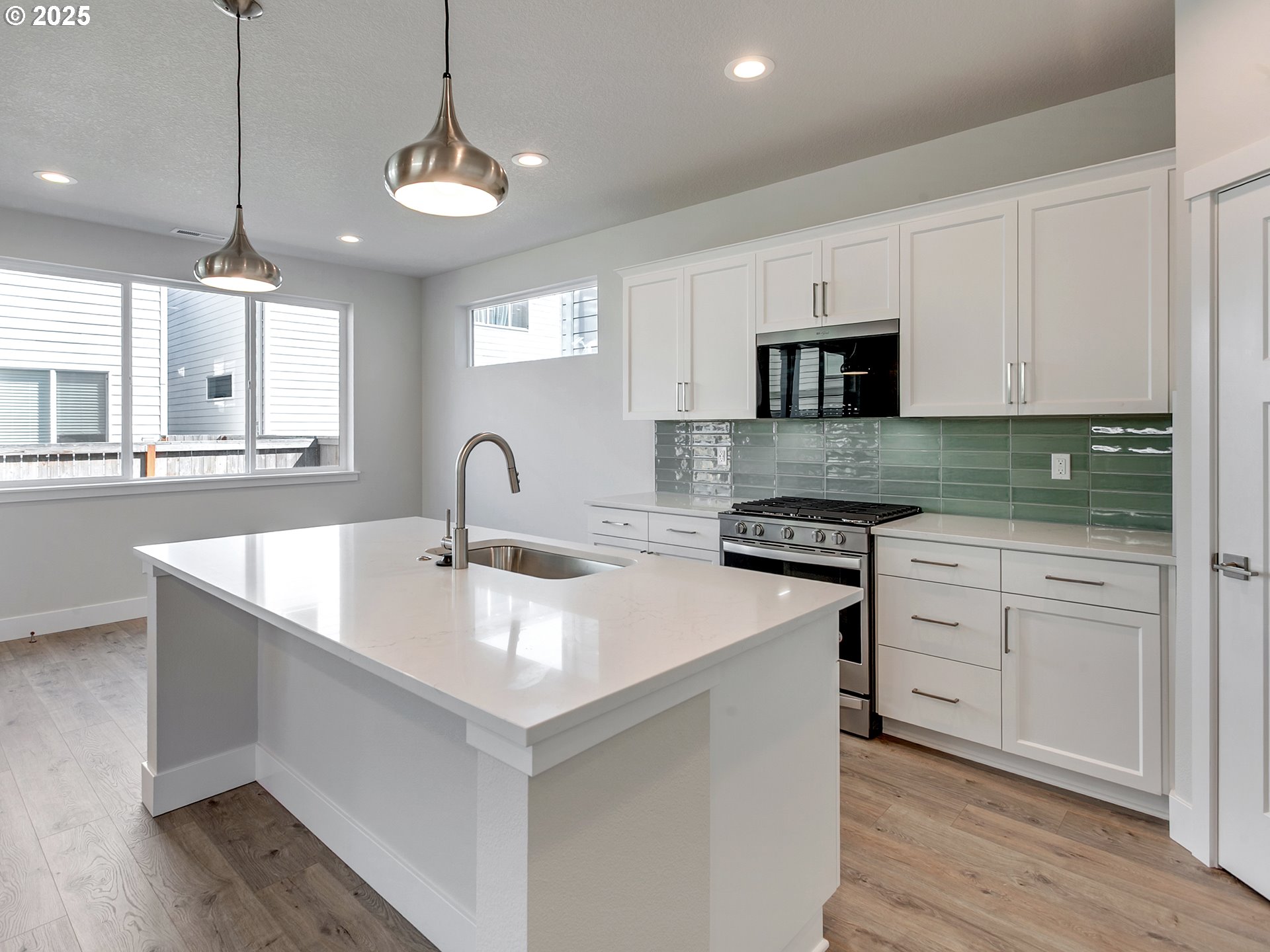 13850 SW Sabrina AVE