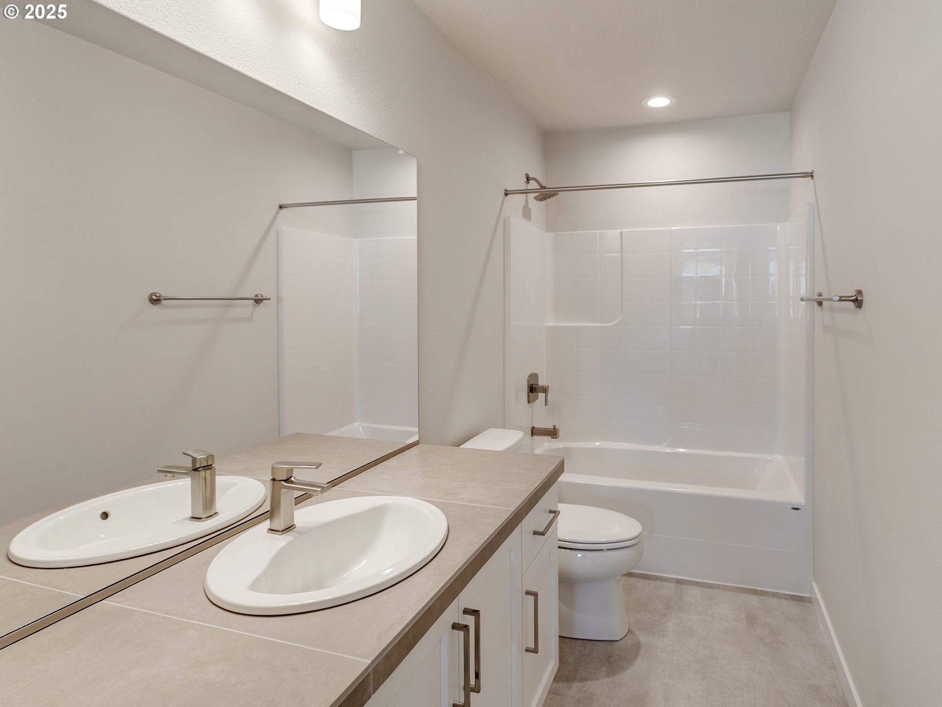 13850 SW Sabrina AVE