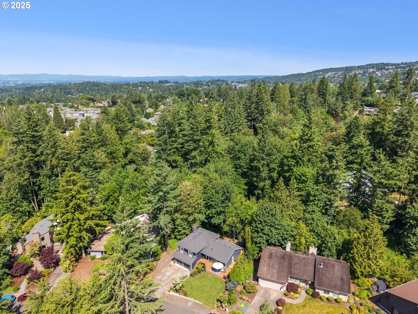 885 NW TORREY VIEW LN
