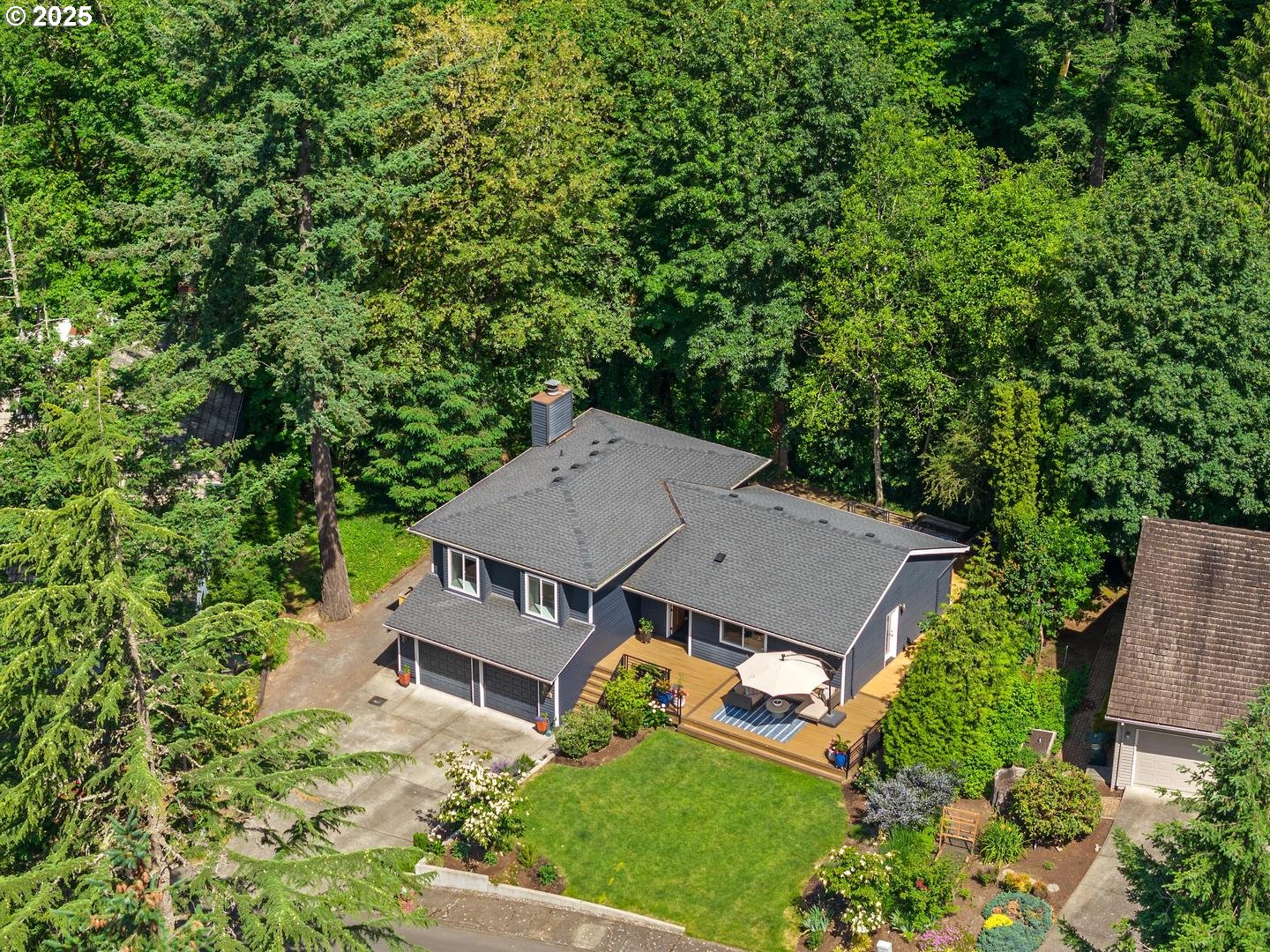 885 NW TORREY VIEW LN