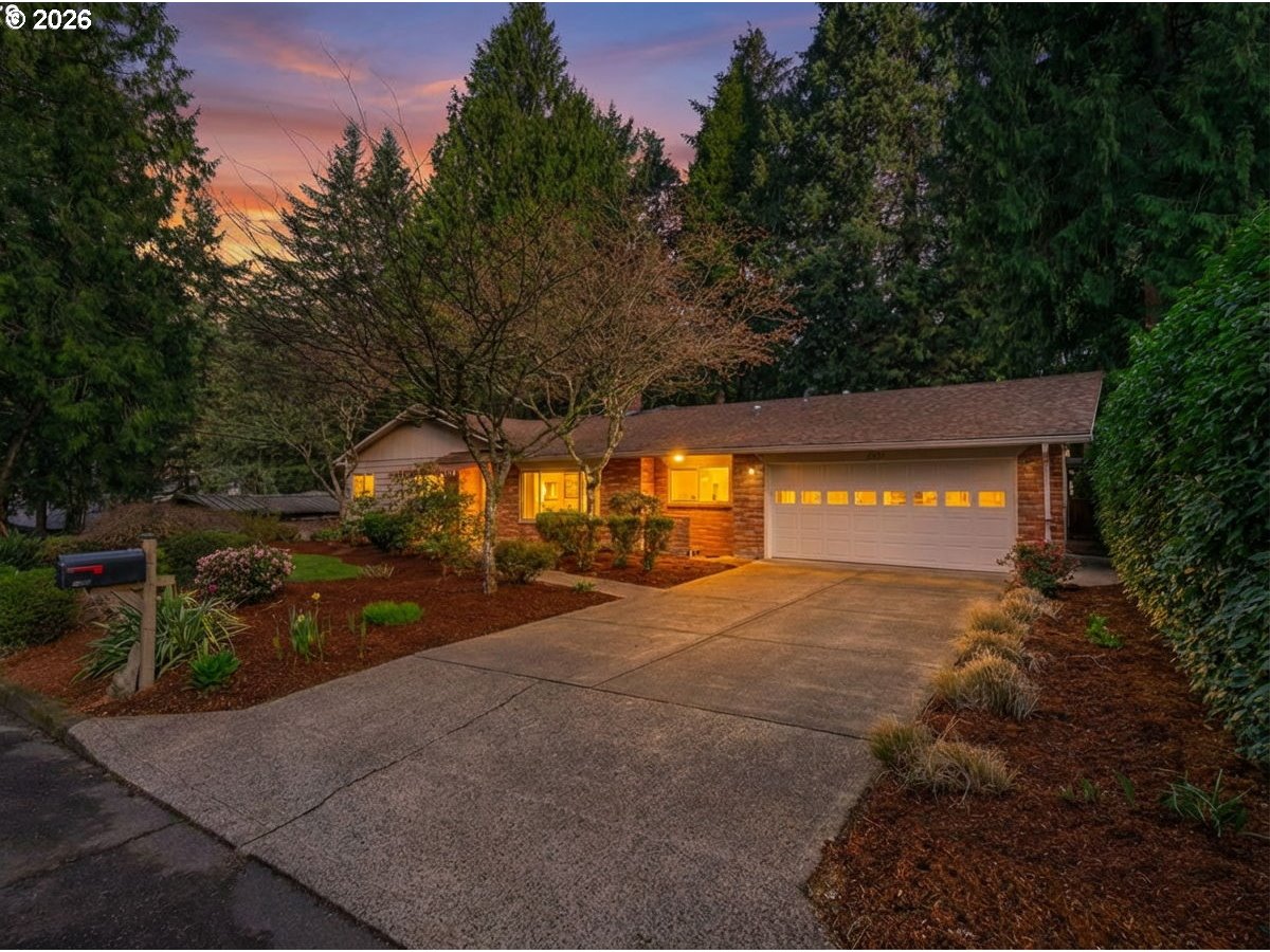 6167 SW MILES CT