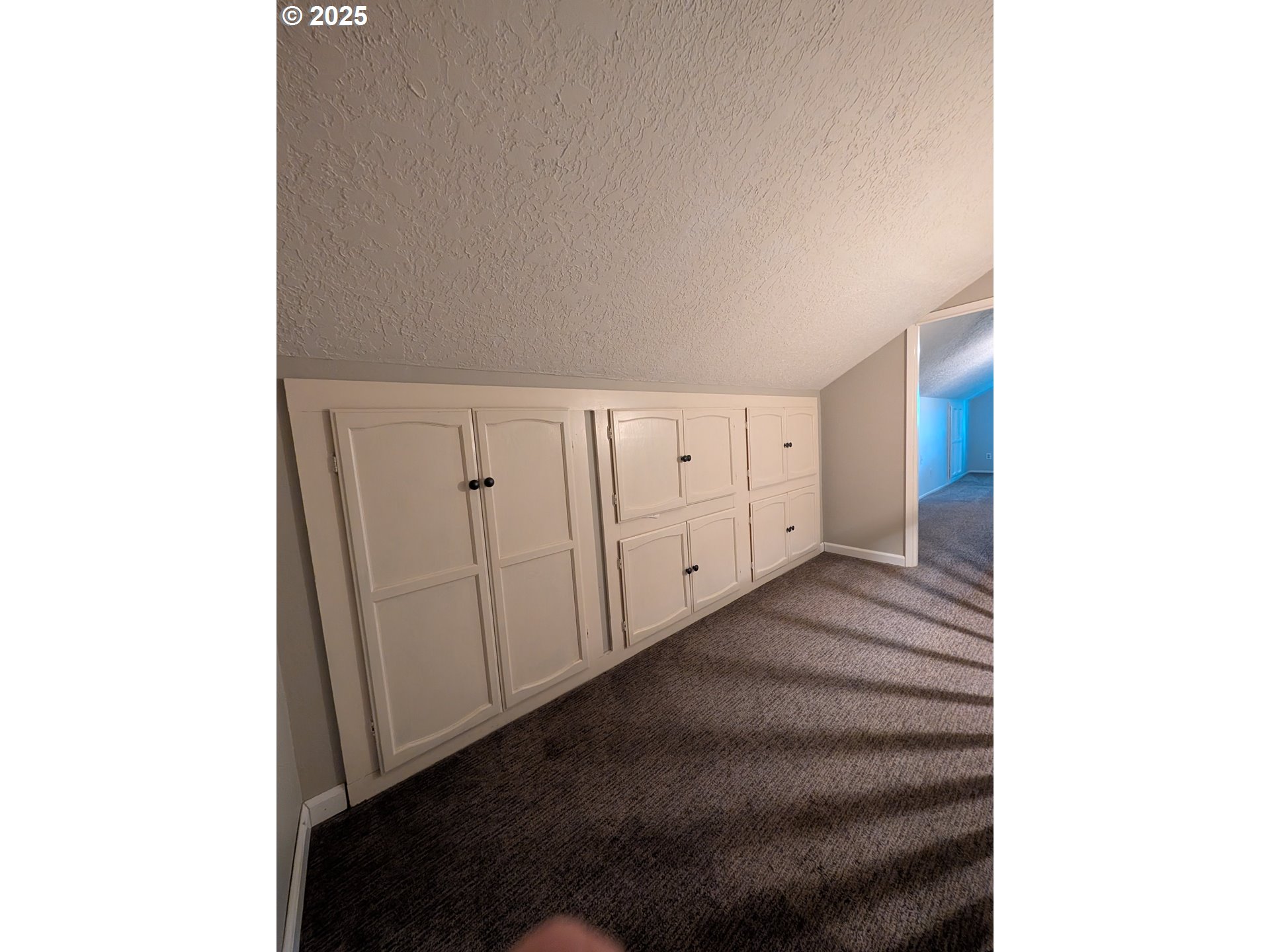 2600 SE LAKEWOOD DR