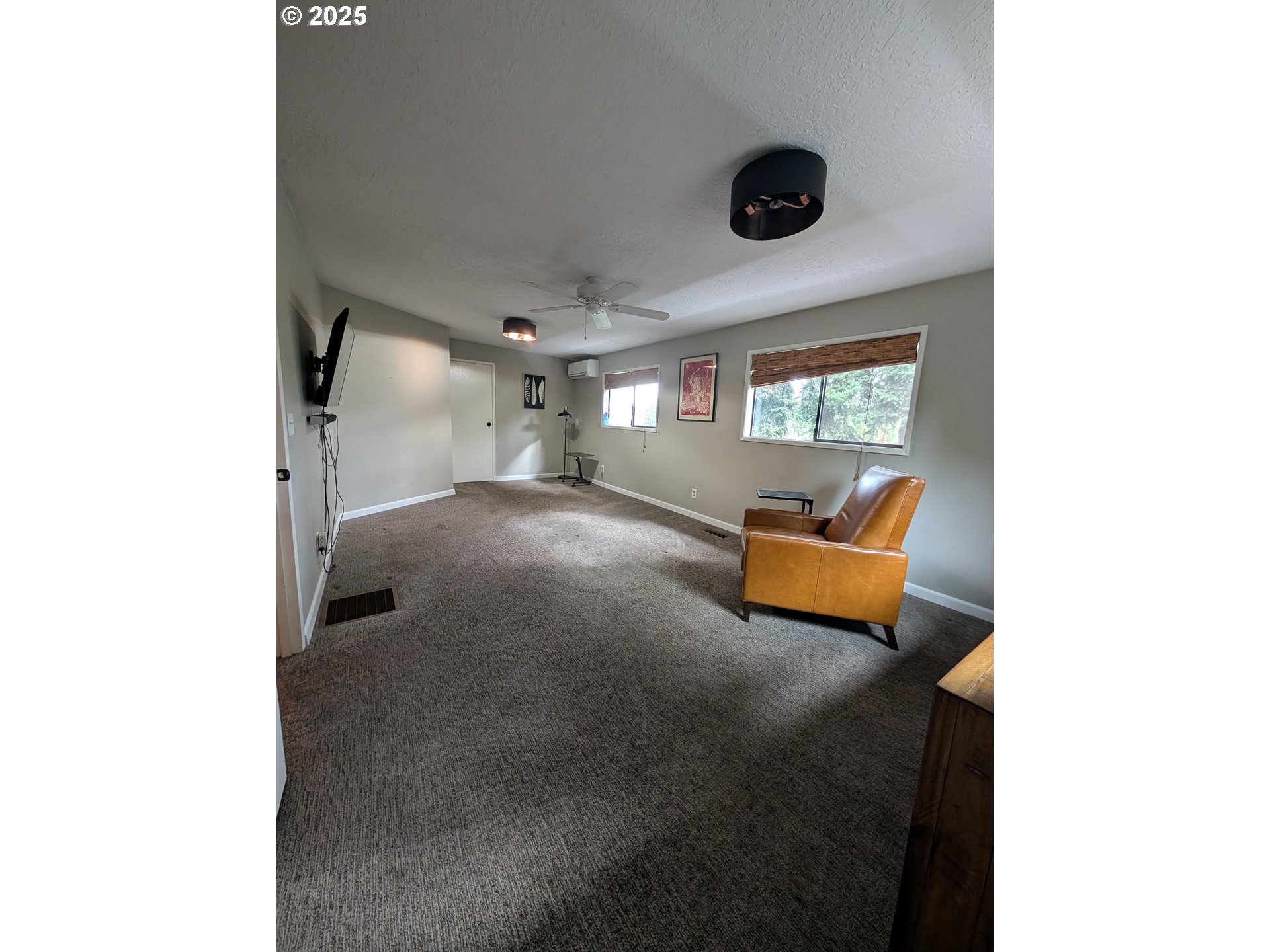 2600 SE LAKEWOOD DR