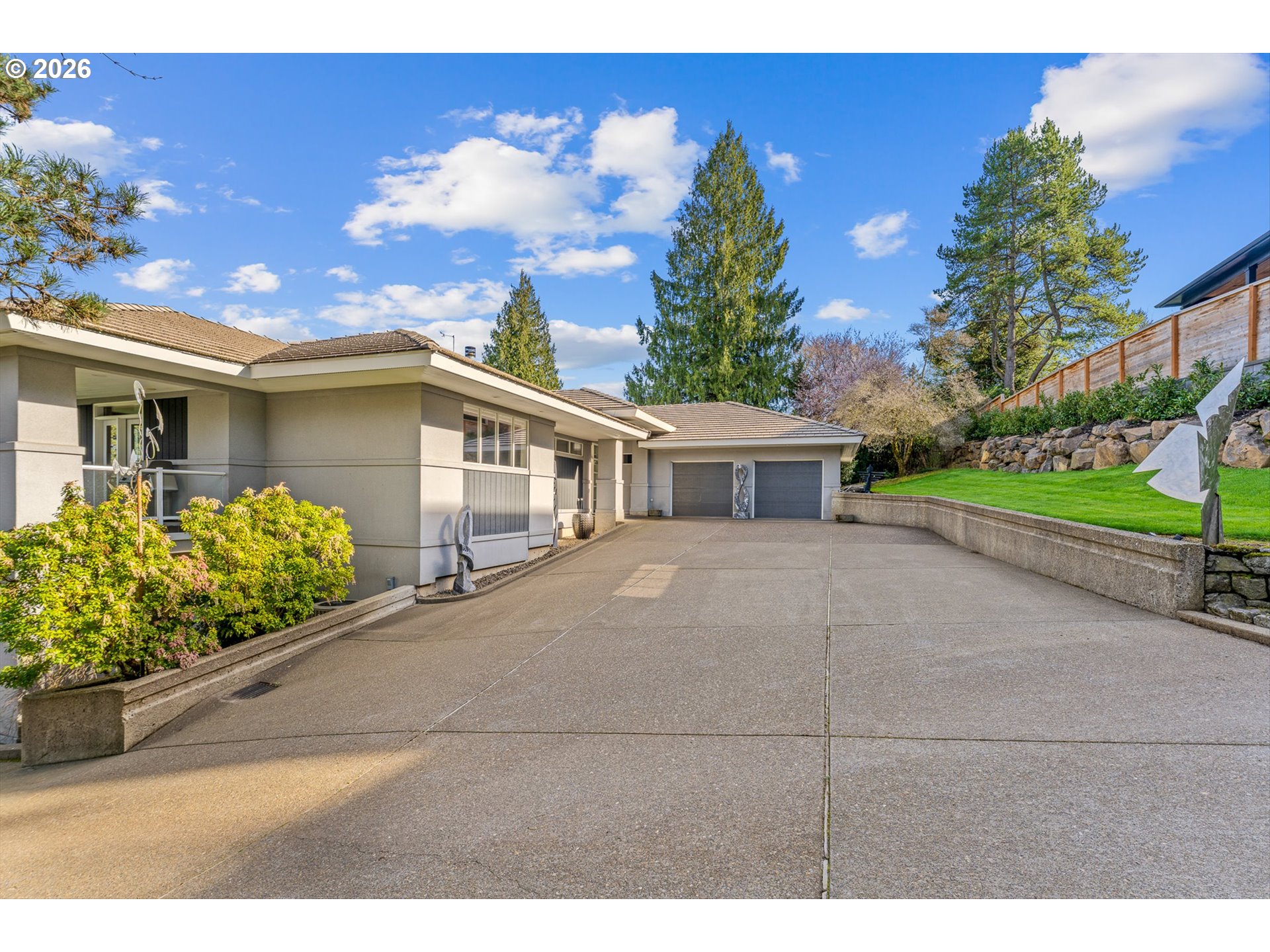 14400 UPLANDS DR