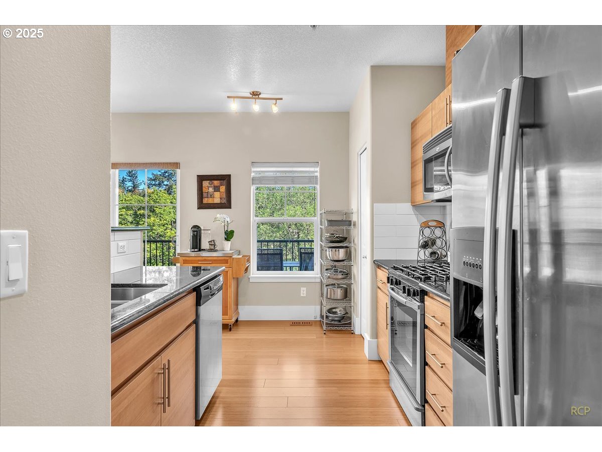 794 NW 118TH AVE 101