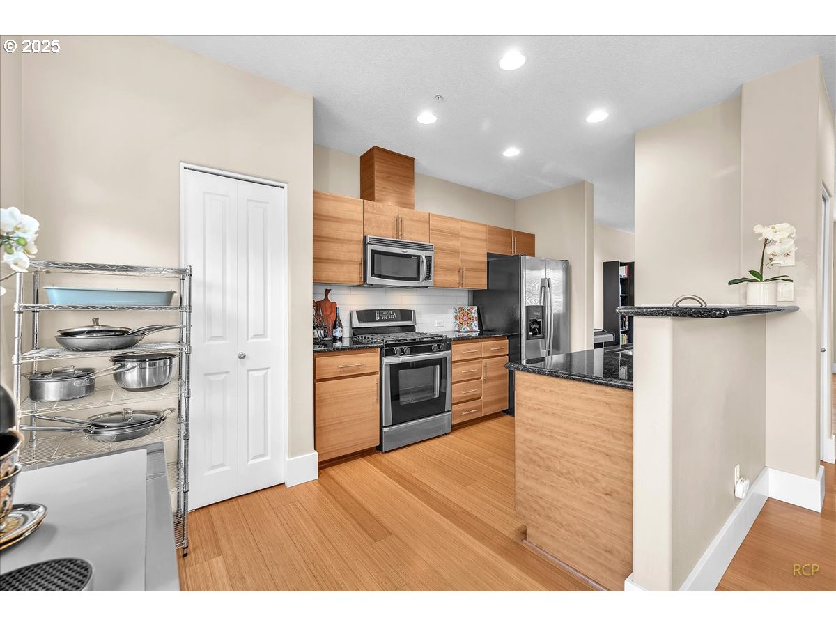794 NW 118TH AVE 101