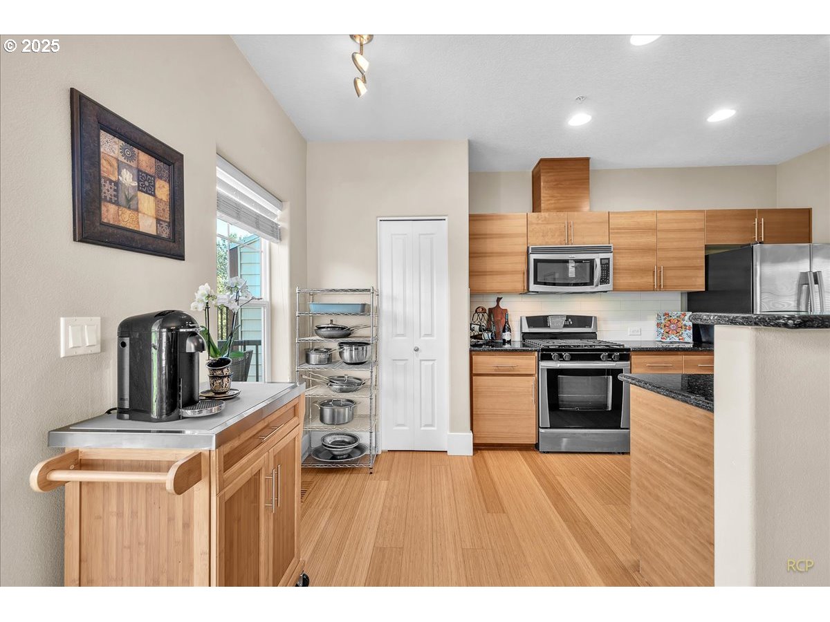 794 NW 118TH AVE 101