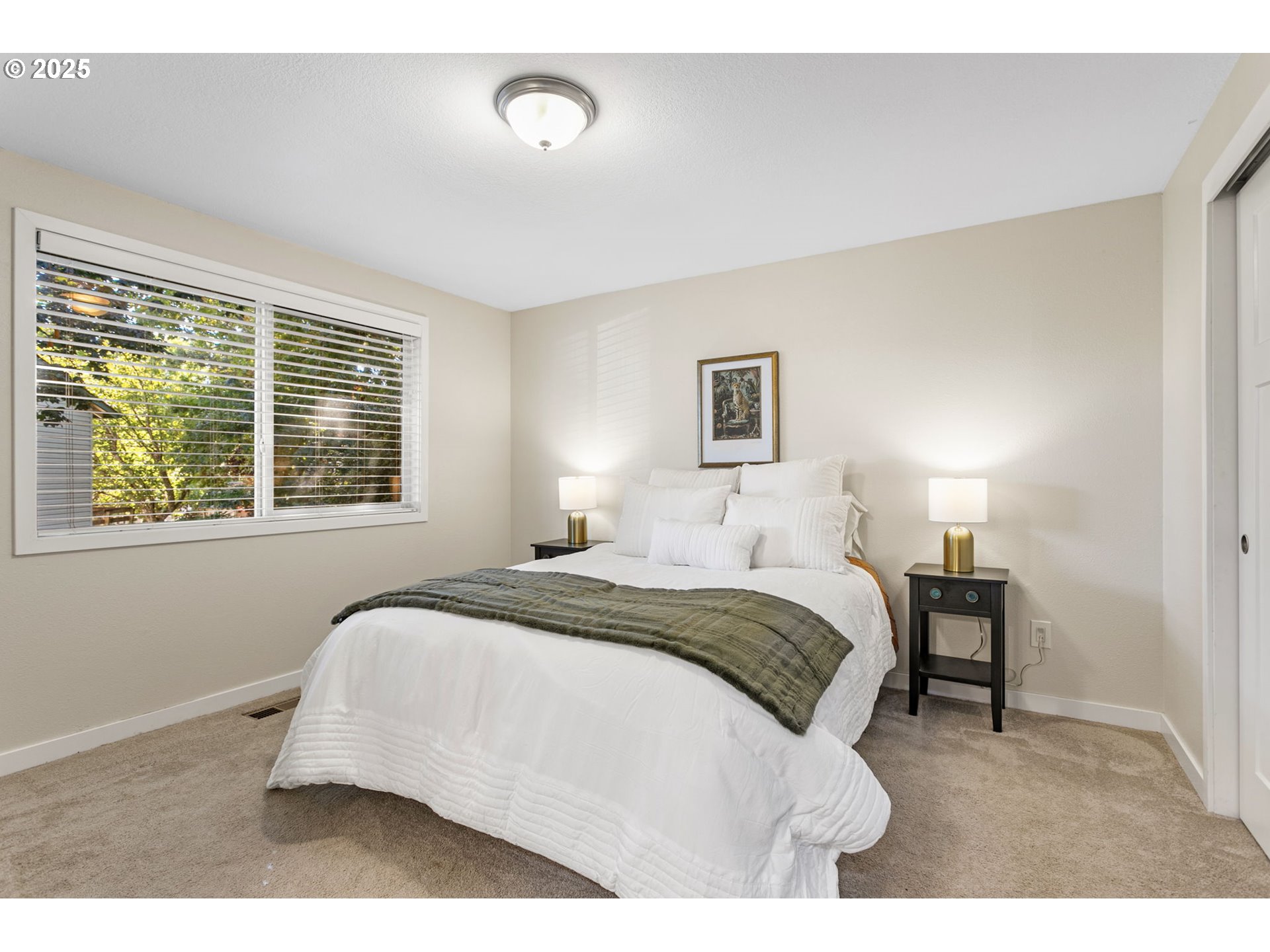 19960 SW MEADOWBROOK CT