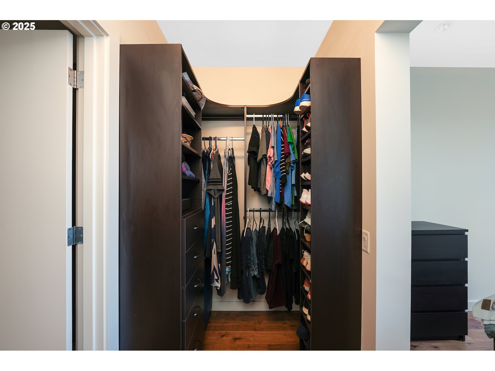 949 NW OVERTON ST 1015