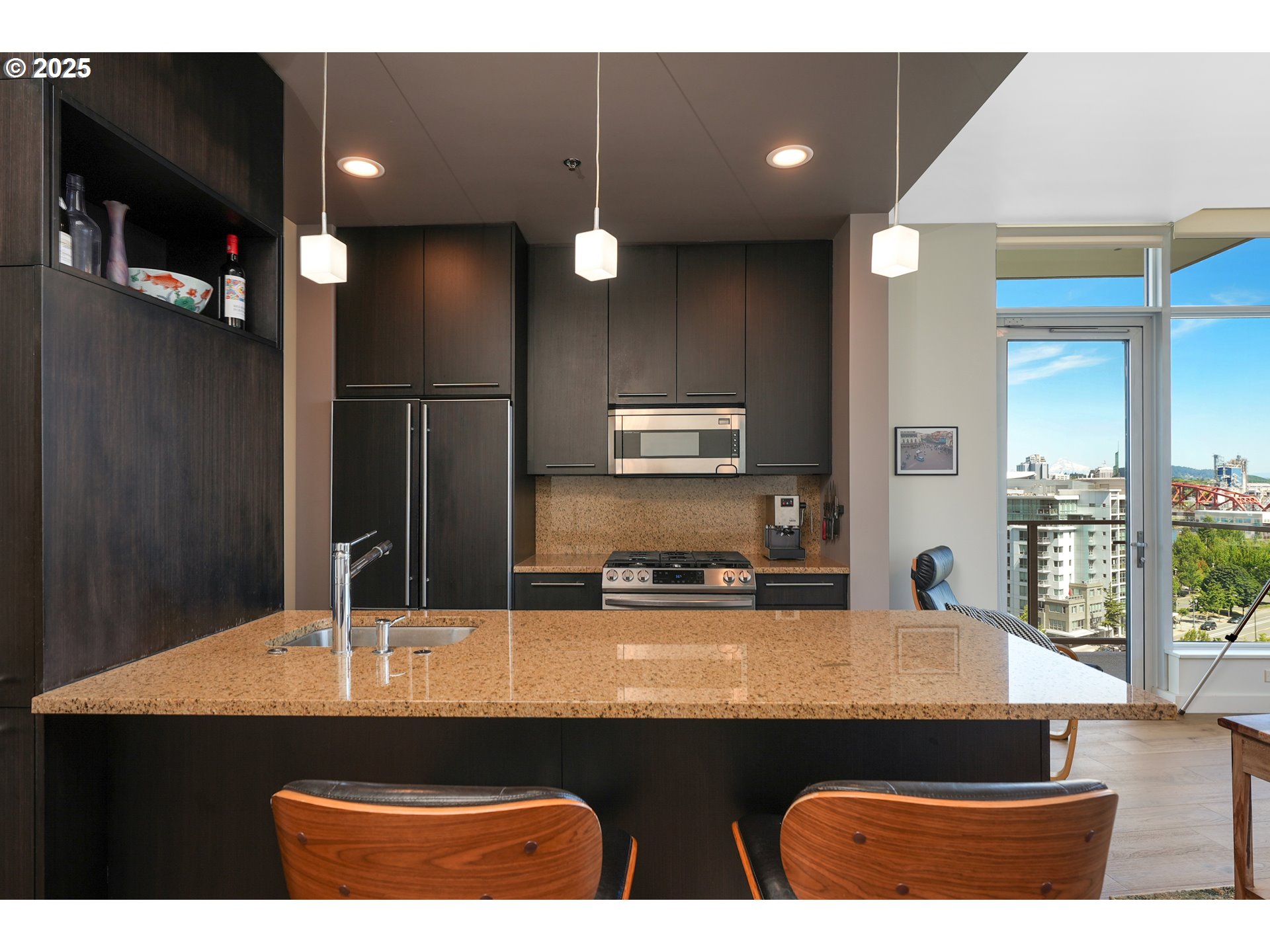 949 NW OVERTON ST 1015