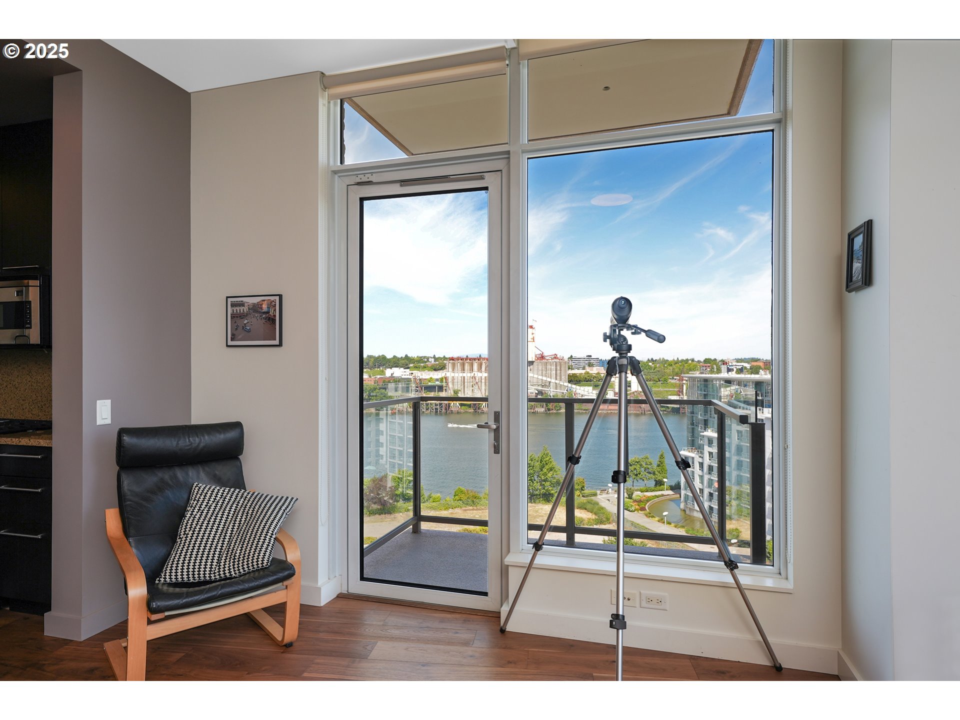 949 NW OVERTON ST 1015