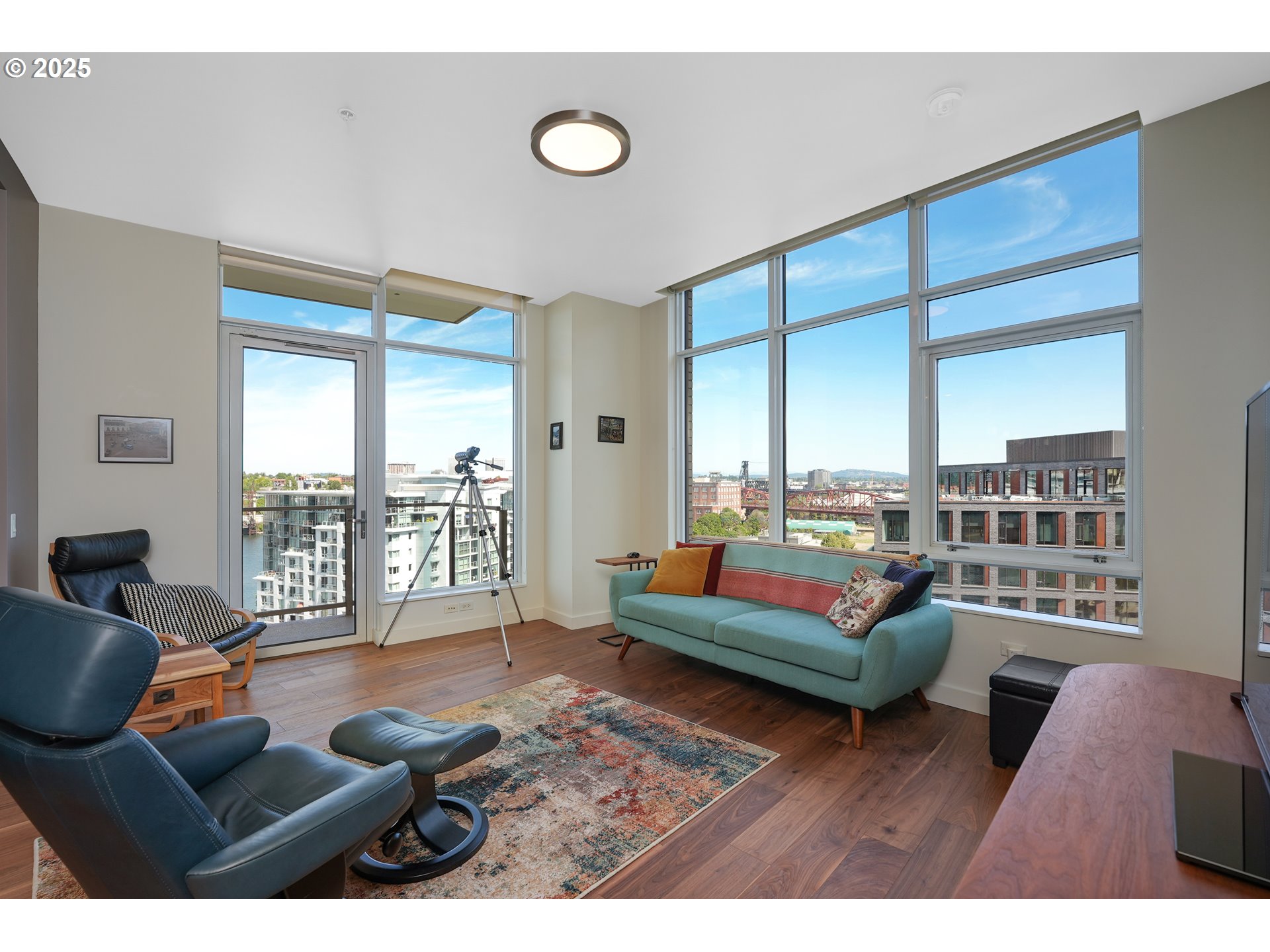 949 NW OVERTON ST 1015