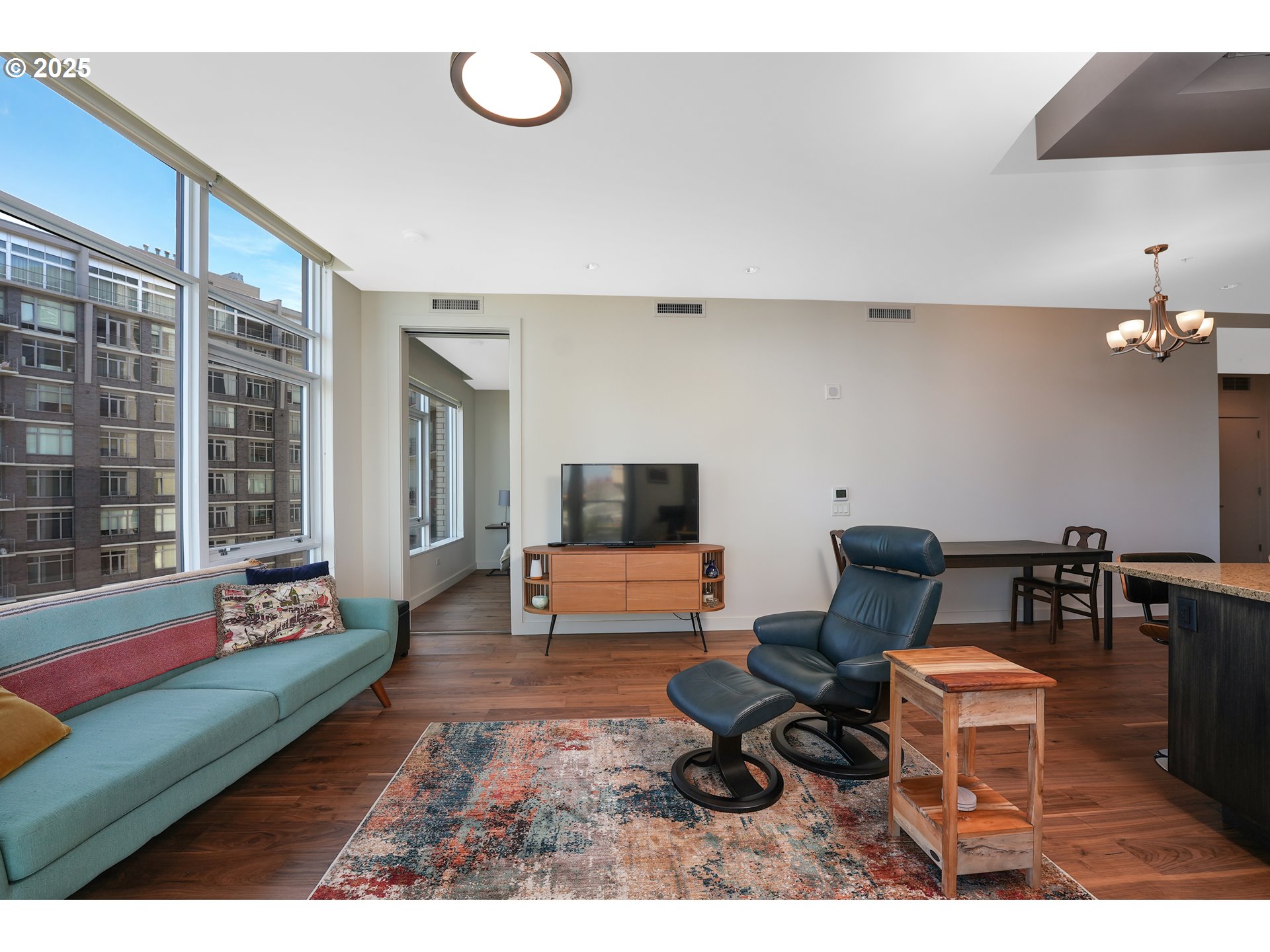 949 NW OVERTON ST 1015