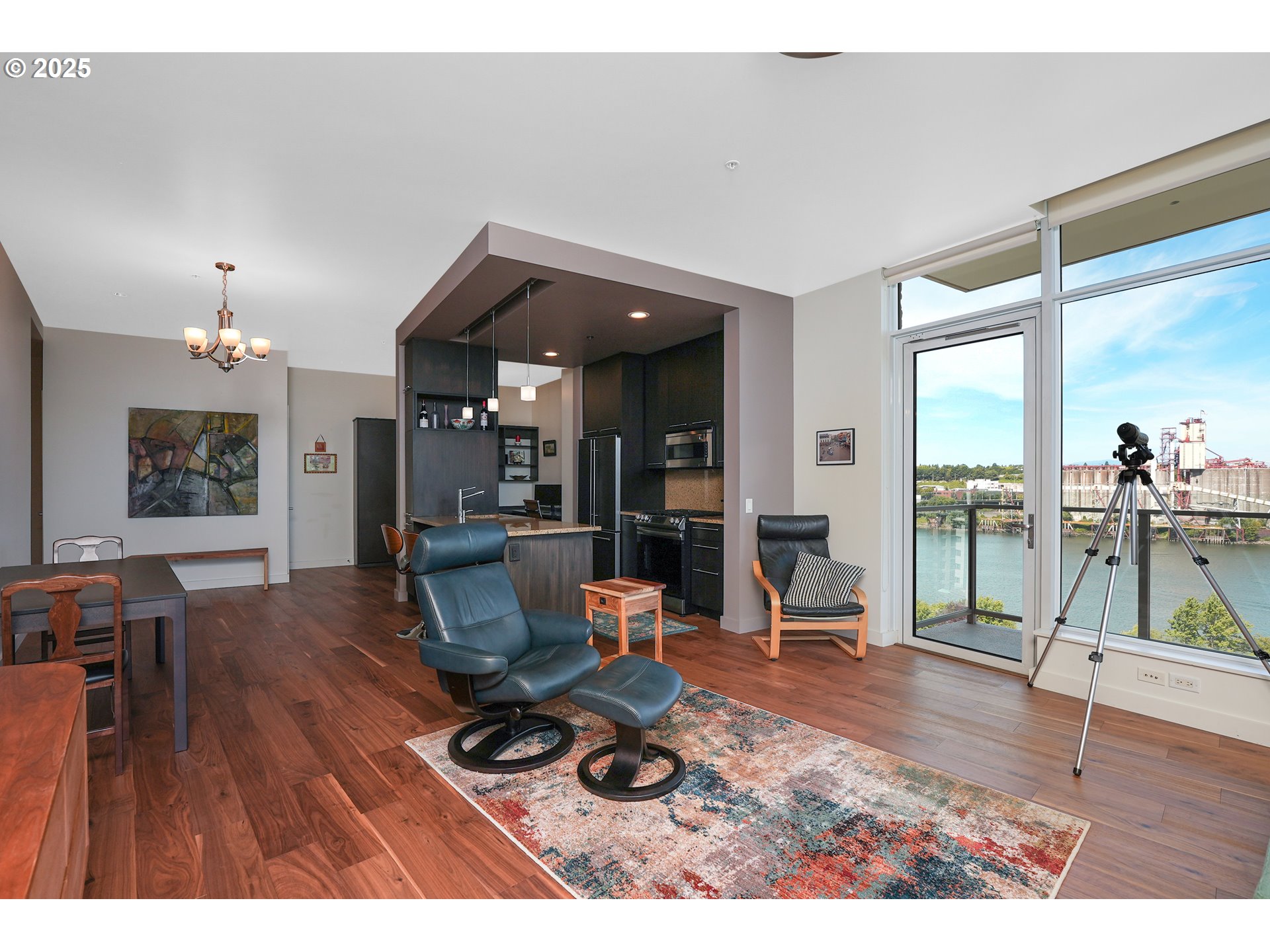 949 NW OVERTON ST 1015