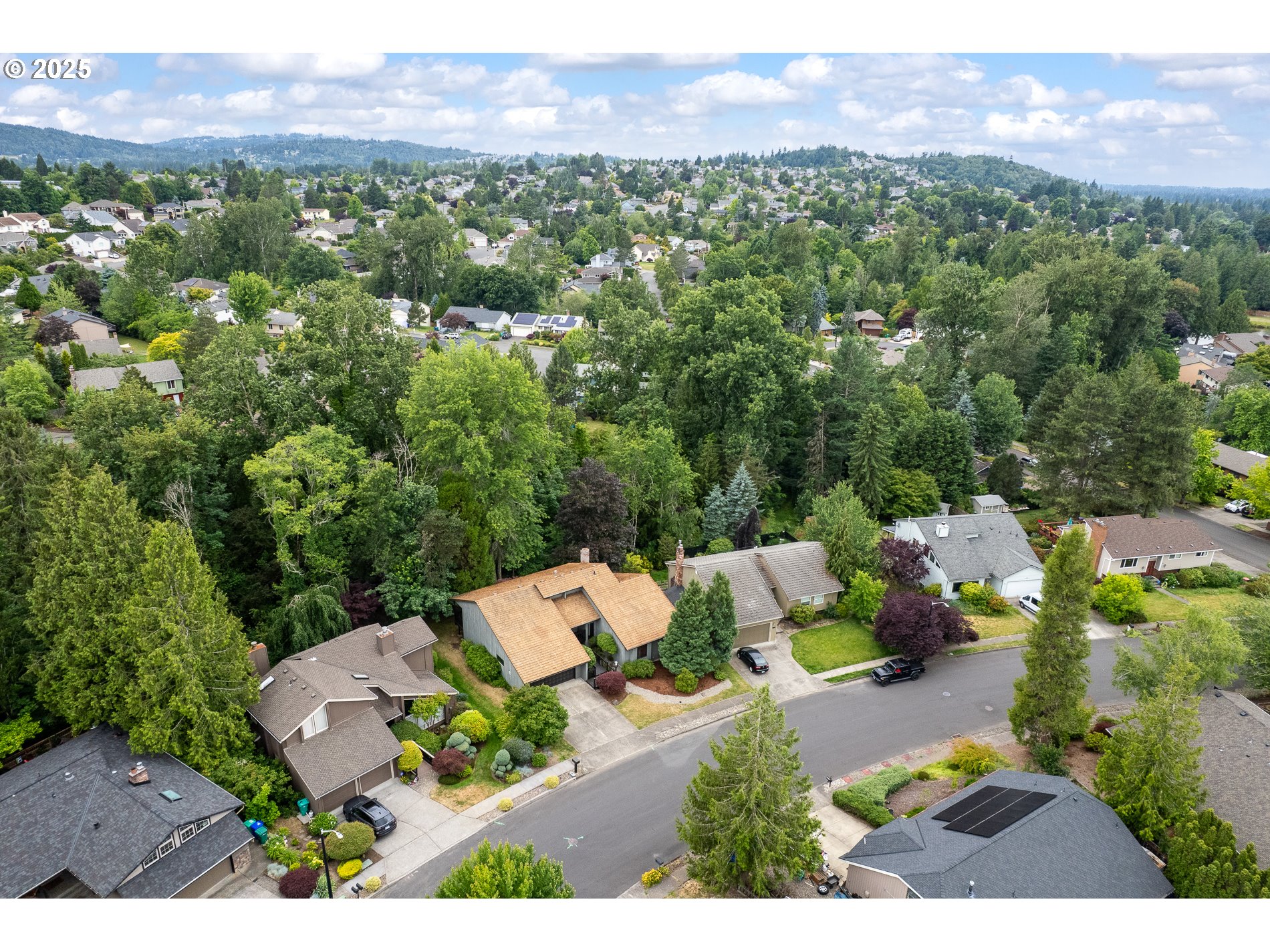2011 SW 29TH DR