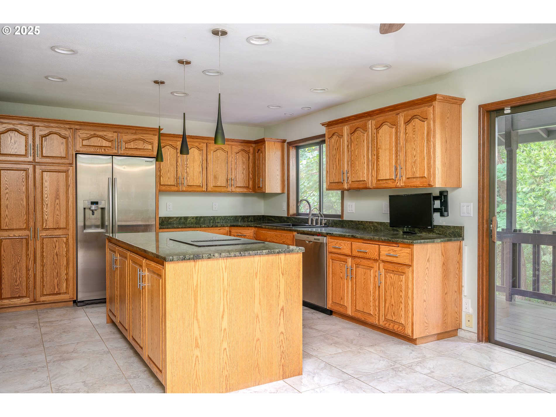 2011 SW 29TH DR