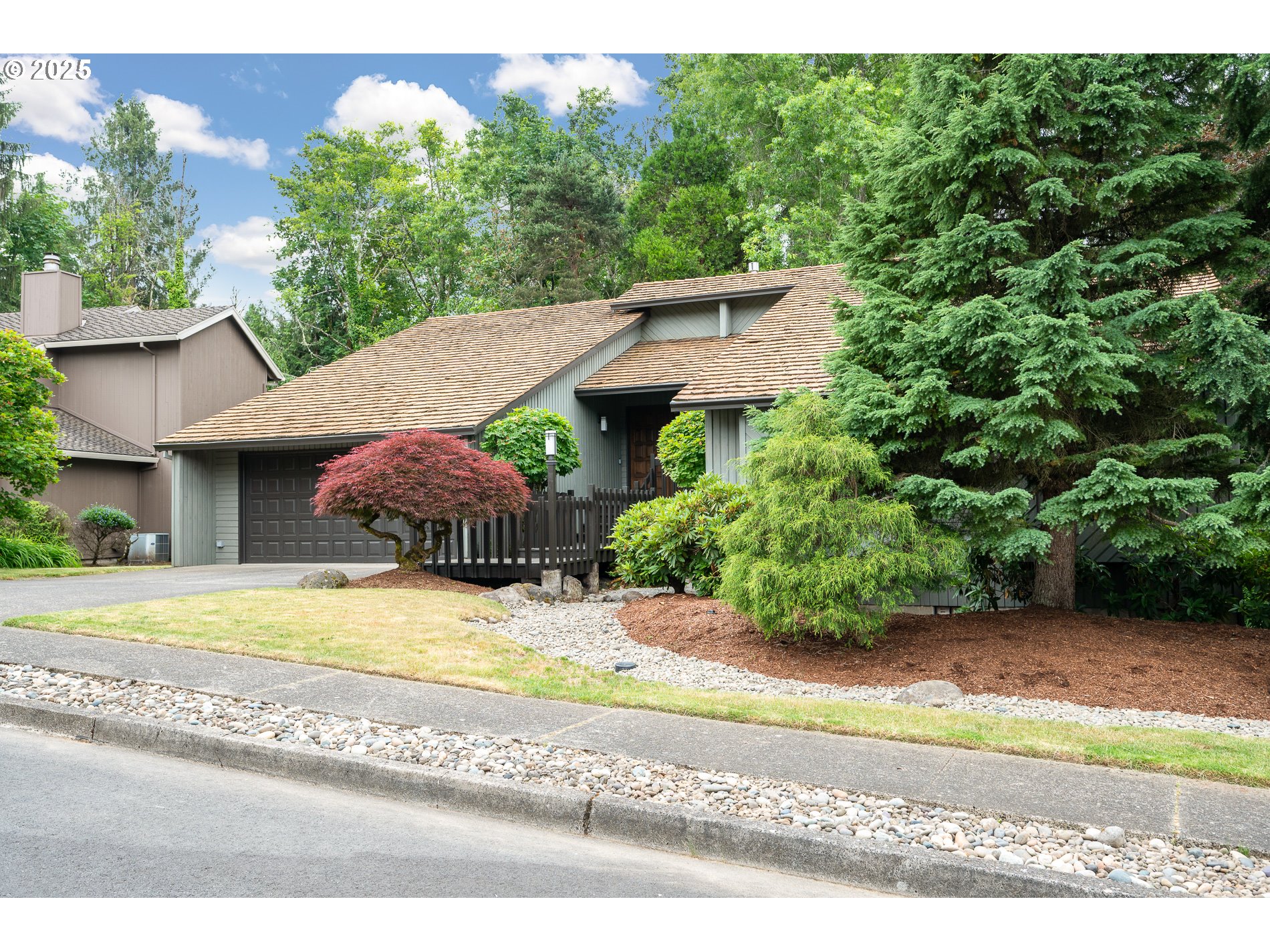2011 SW 29TH DR