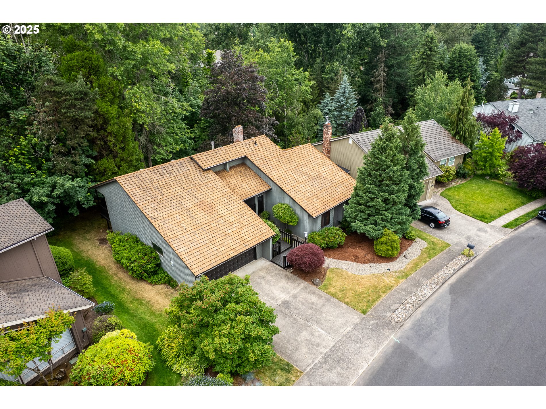 2011 SW 29TH DR