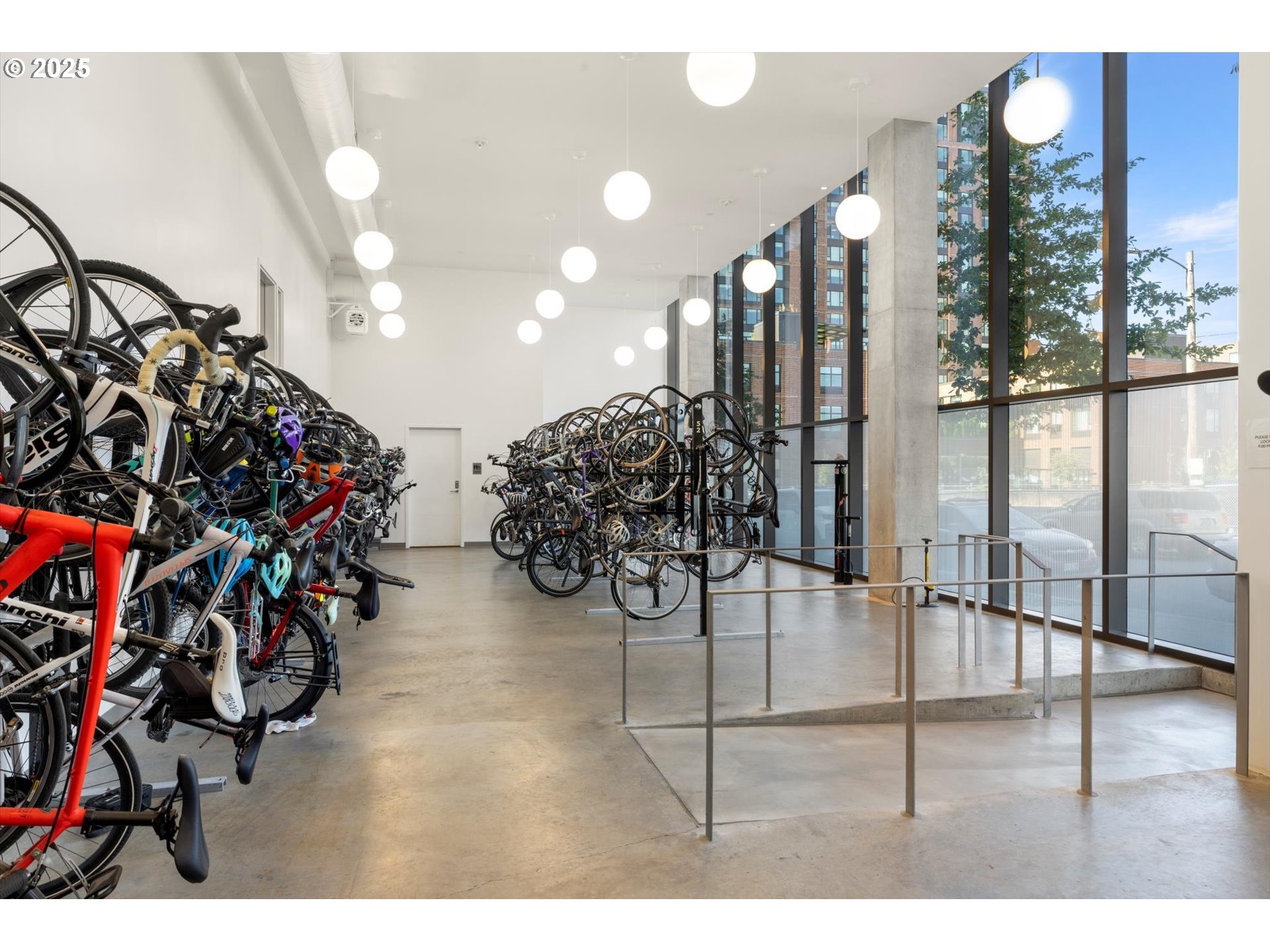 1150 NW QUIMBY ST 1802