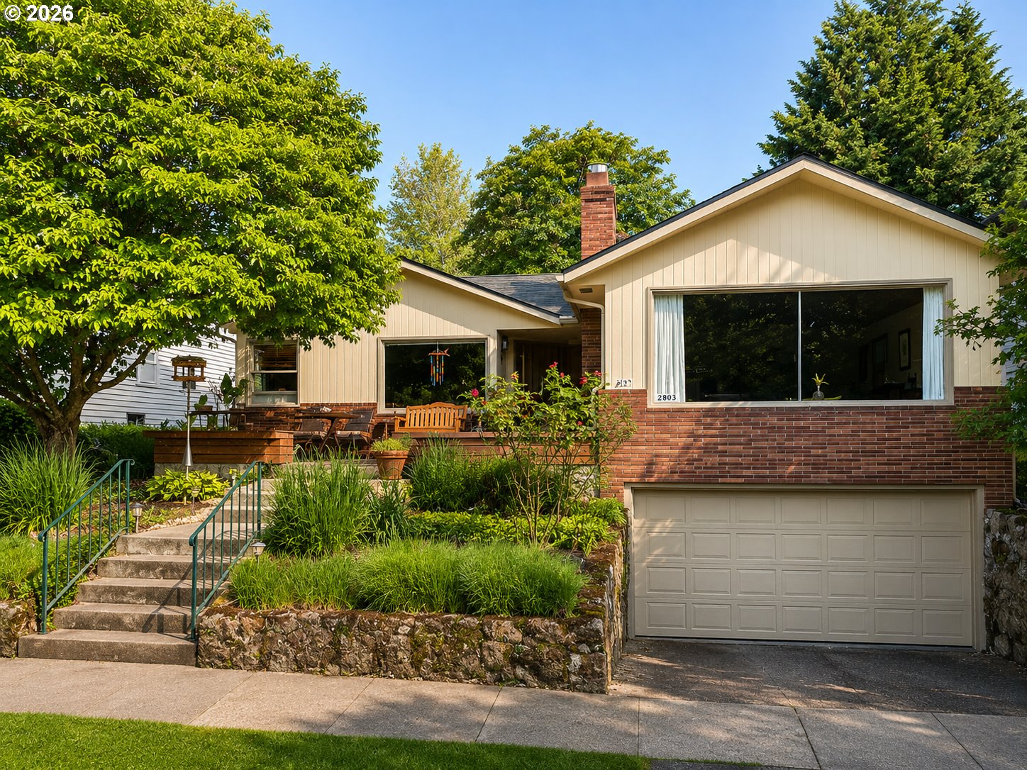 2803 NE 16TH AVE