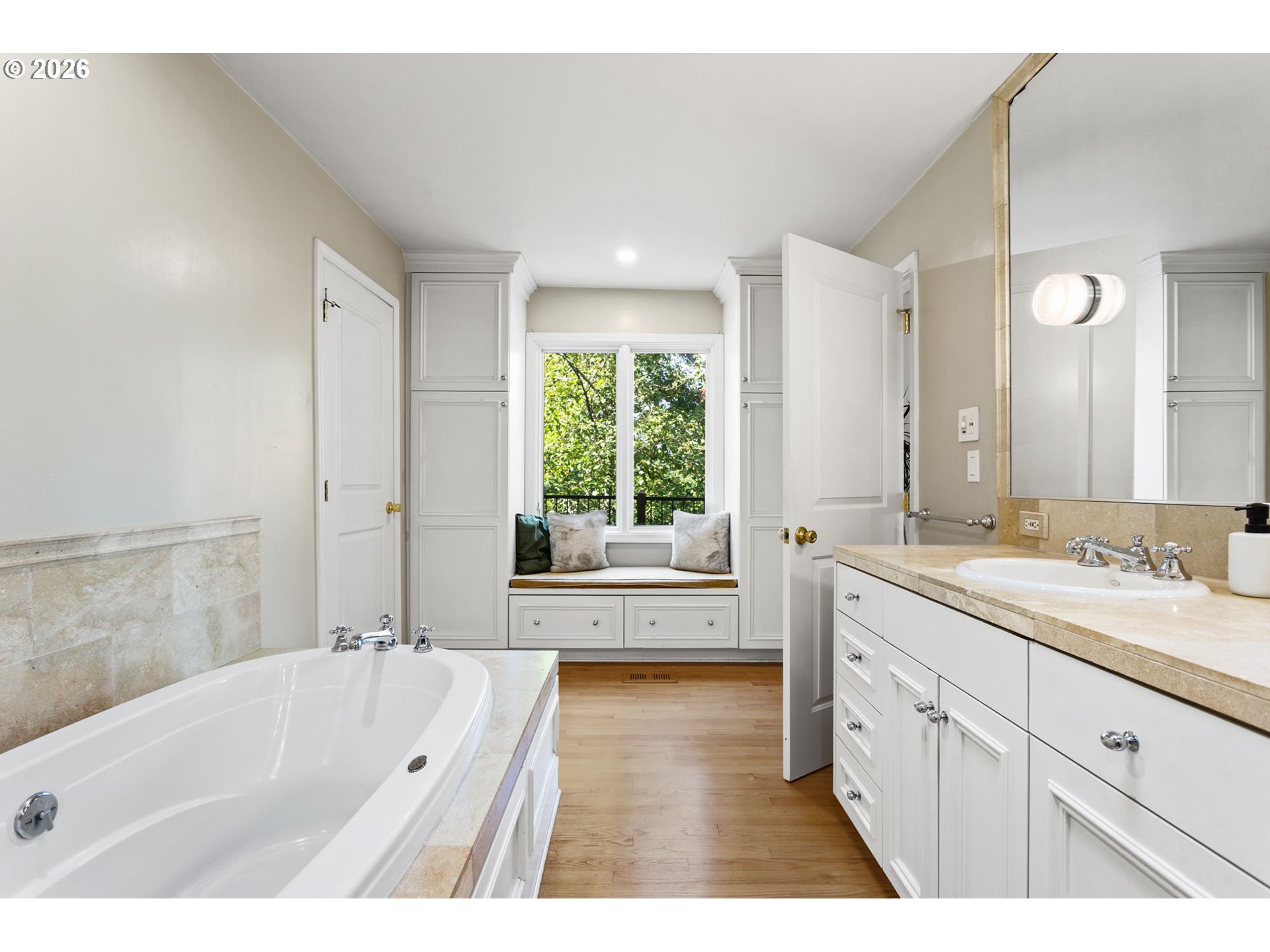 3227 NW LURAY TER
