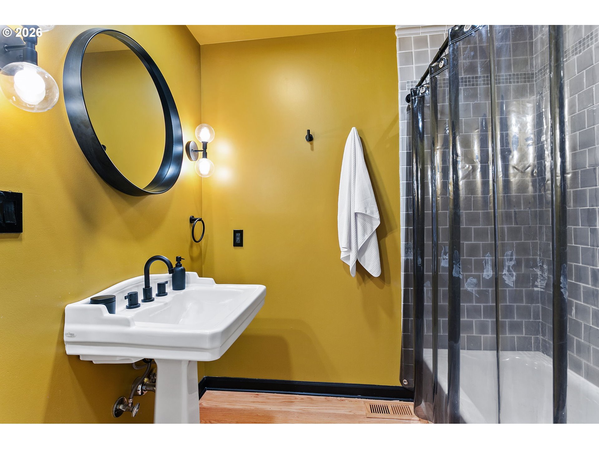 3227 NW LURAY TER
