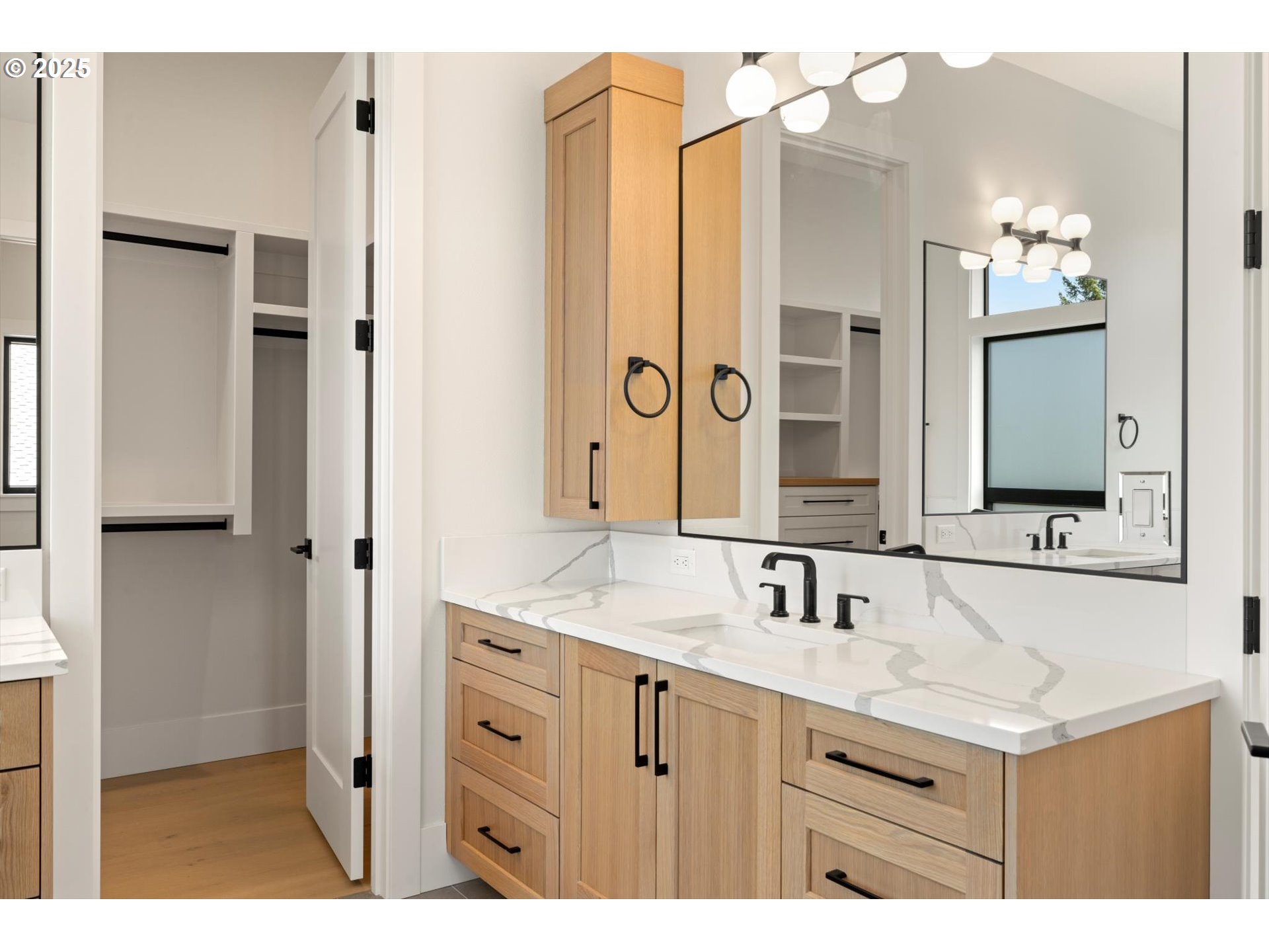 10409 NW BURKHARDT CT