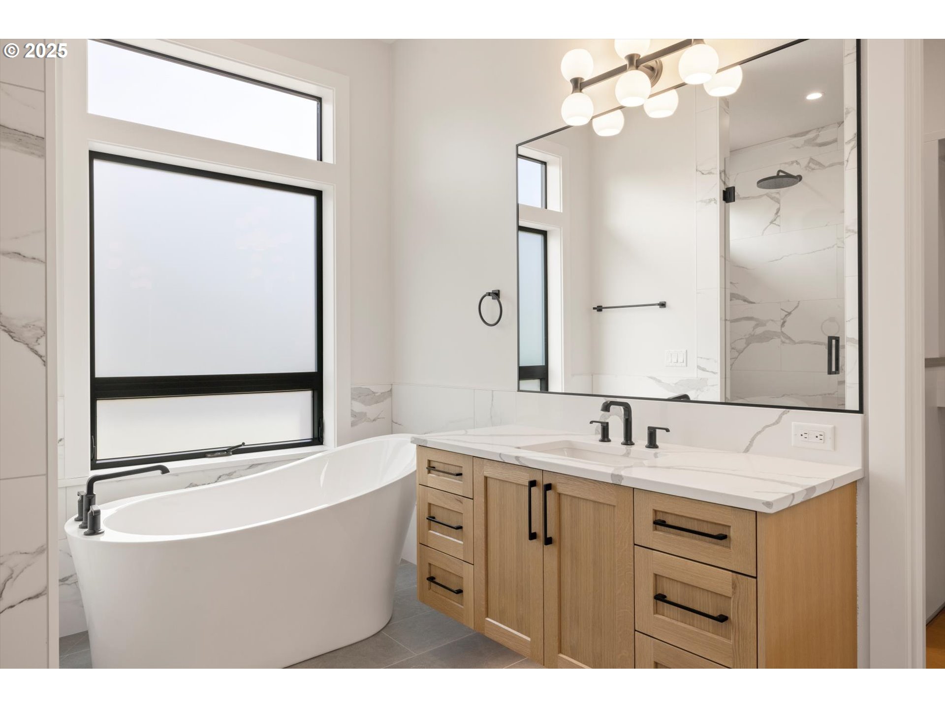 10409 NW BURKHARDT CT