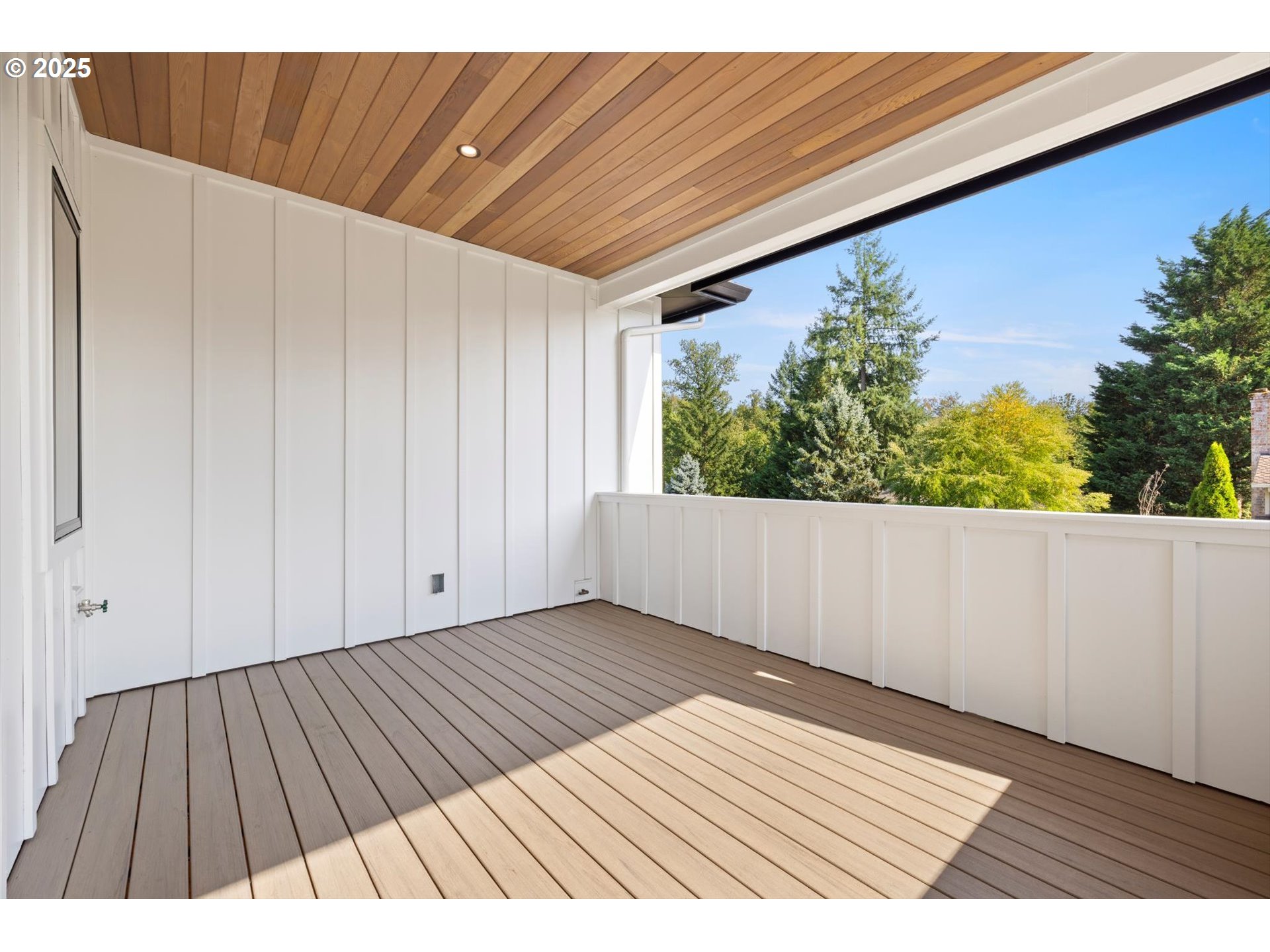 10409 NW BURKHARDT CT