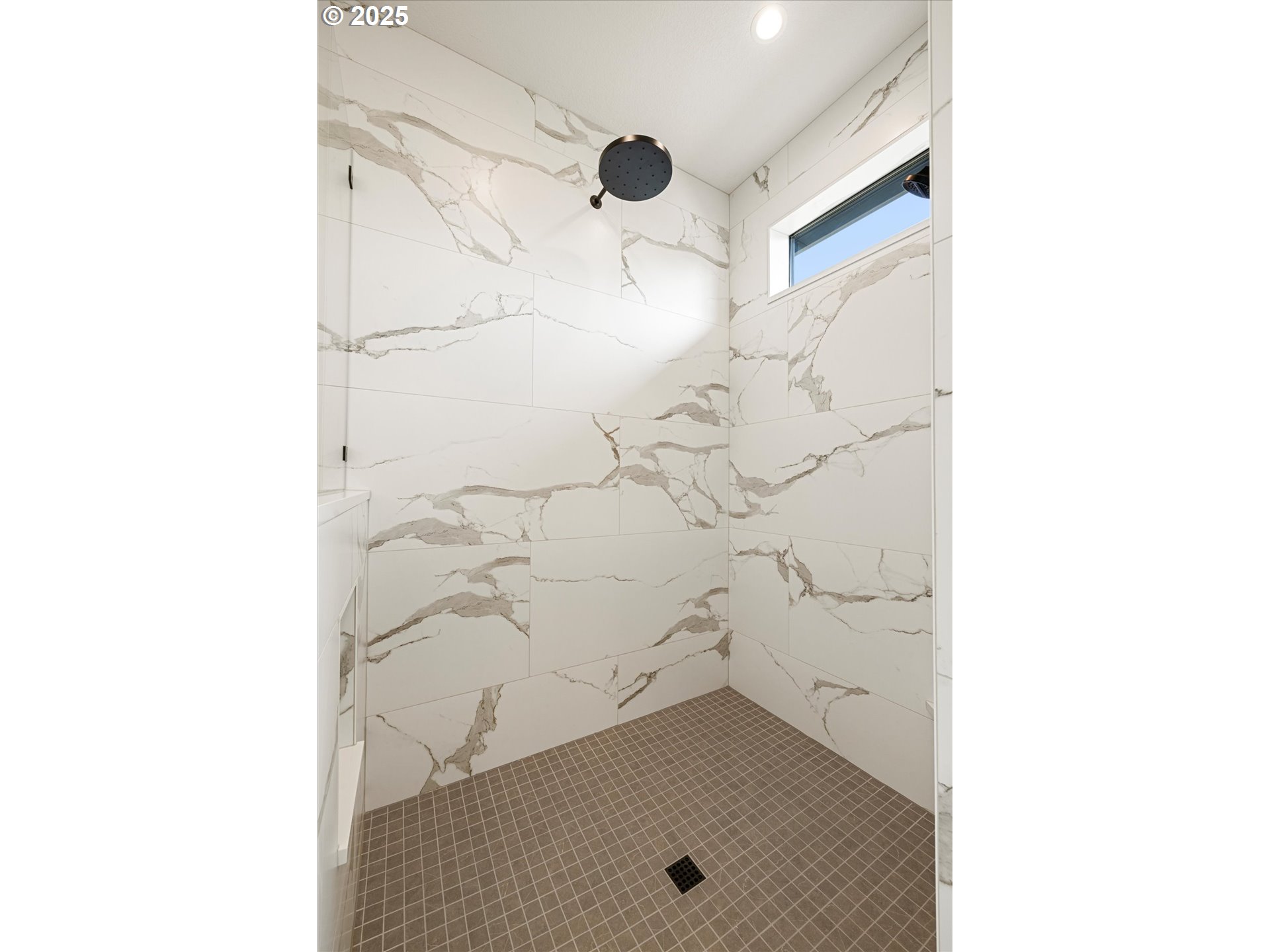 10409 NW BURKHARDT CT