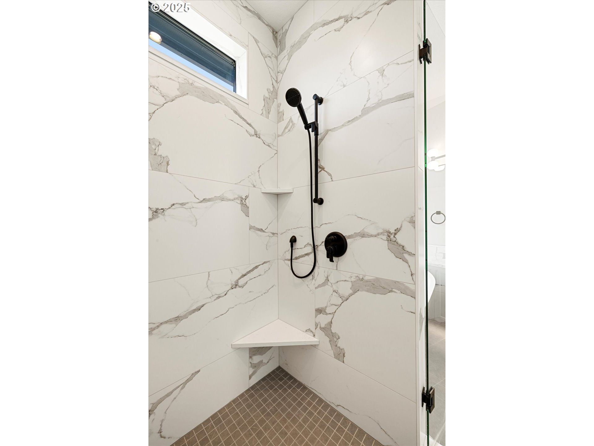 10409 NW BURKHARDT CT