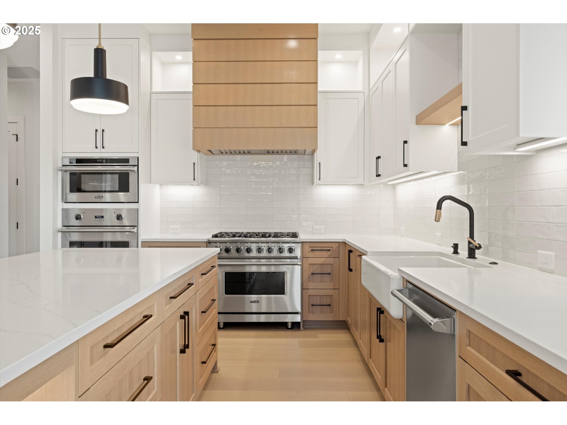 10409 NW BURKHARDT CT