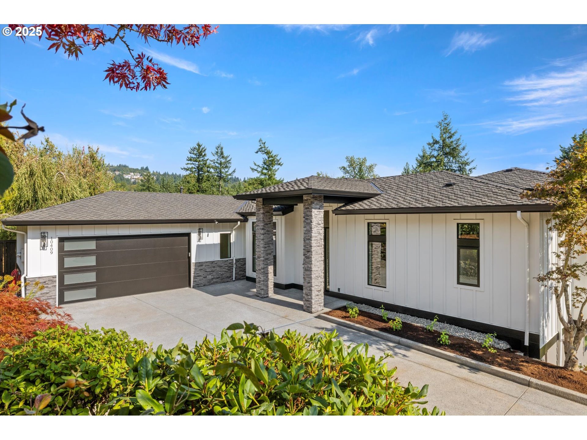 10409 NW BURKHARDT CT