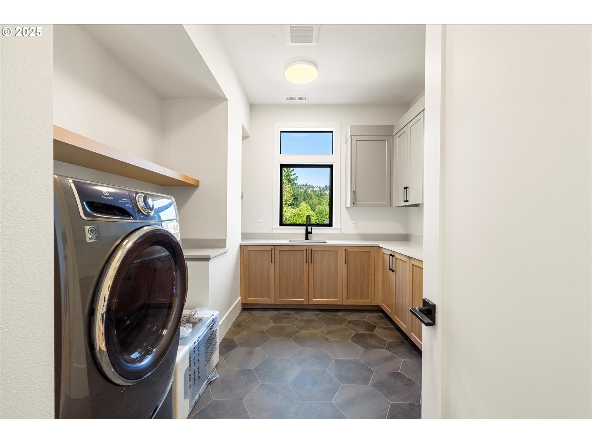 10409 NW BURKHARDT CT