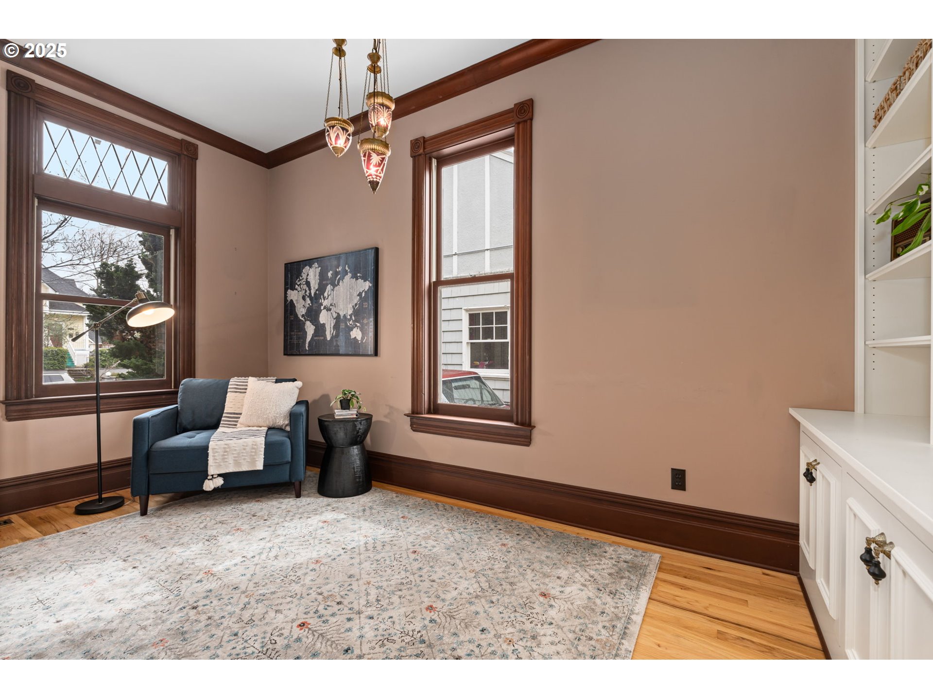 2225 NE 15TH AVE