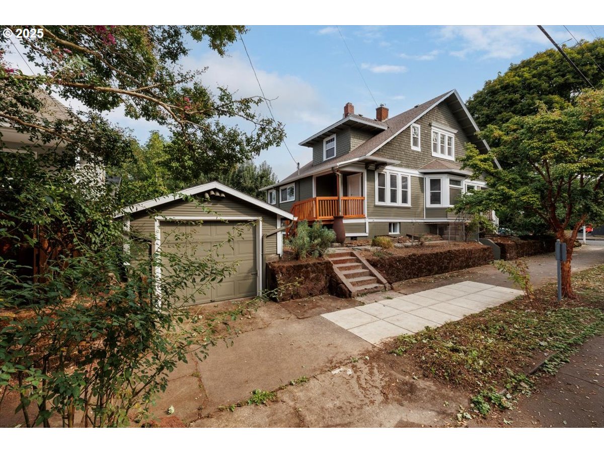 4035 SE 28TH PL