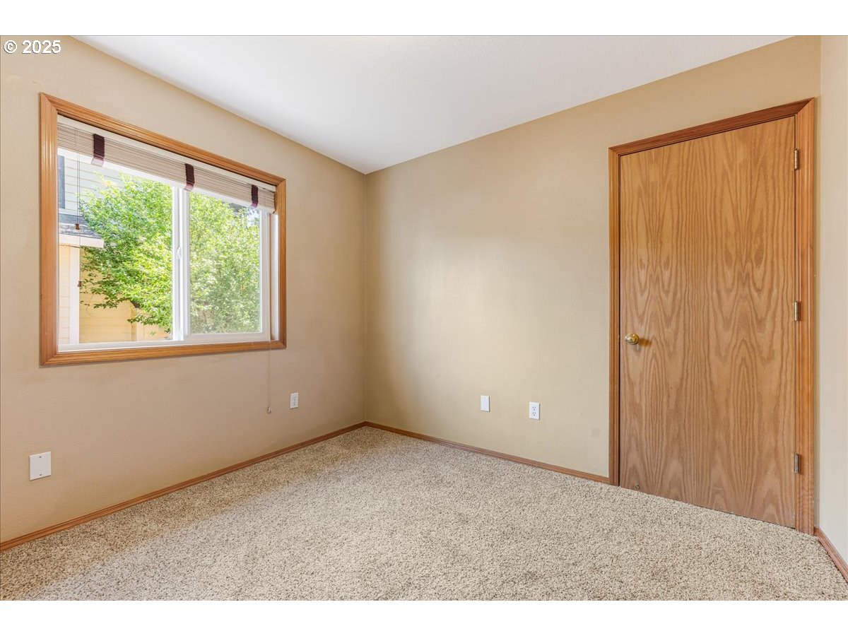352 SE 58TH CT