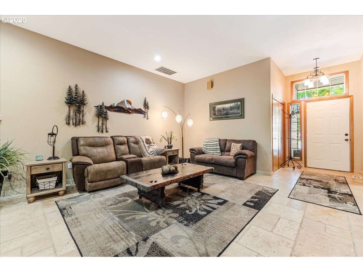 352 SE 58TH CT