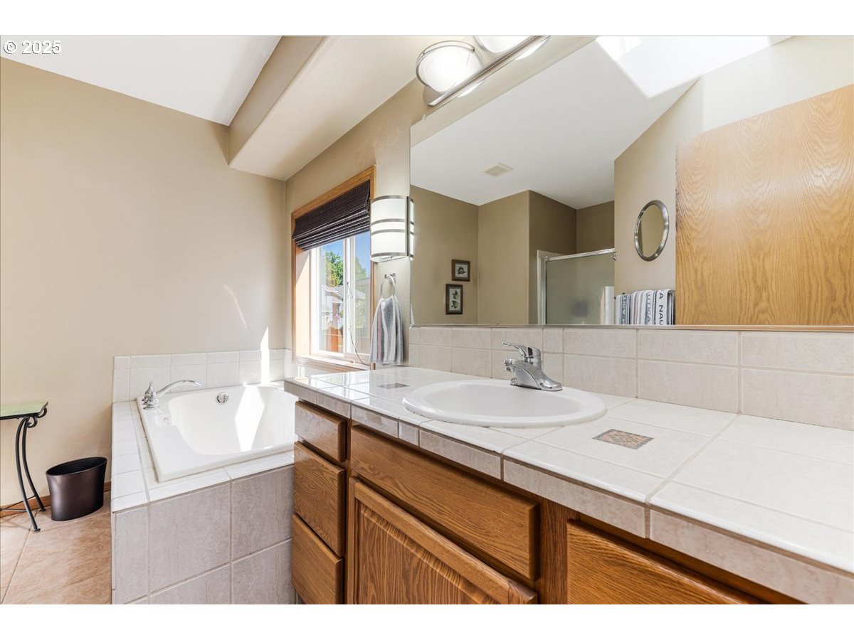 352 SE 58TH CT