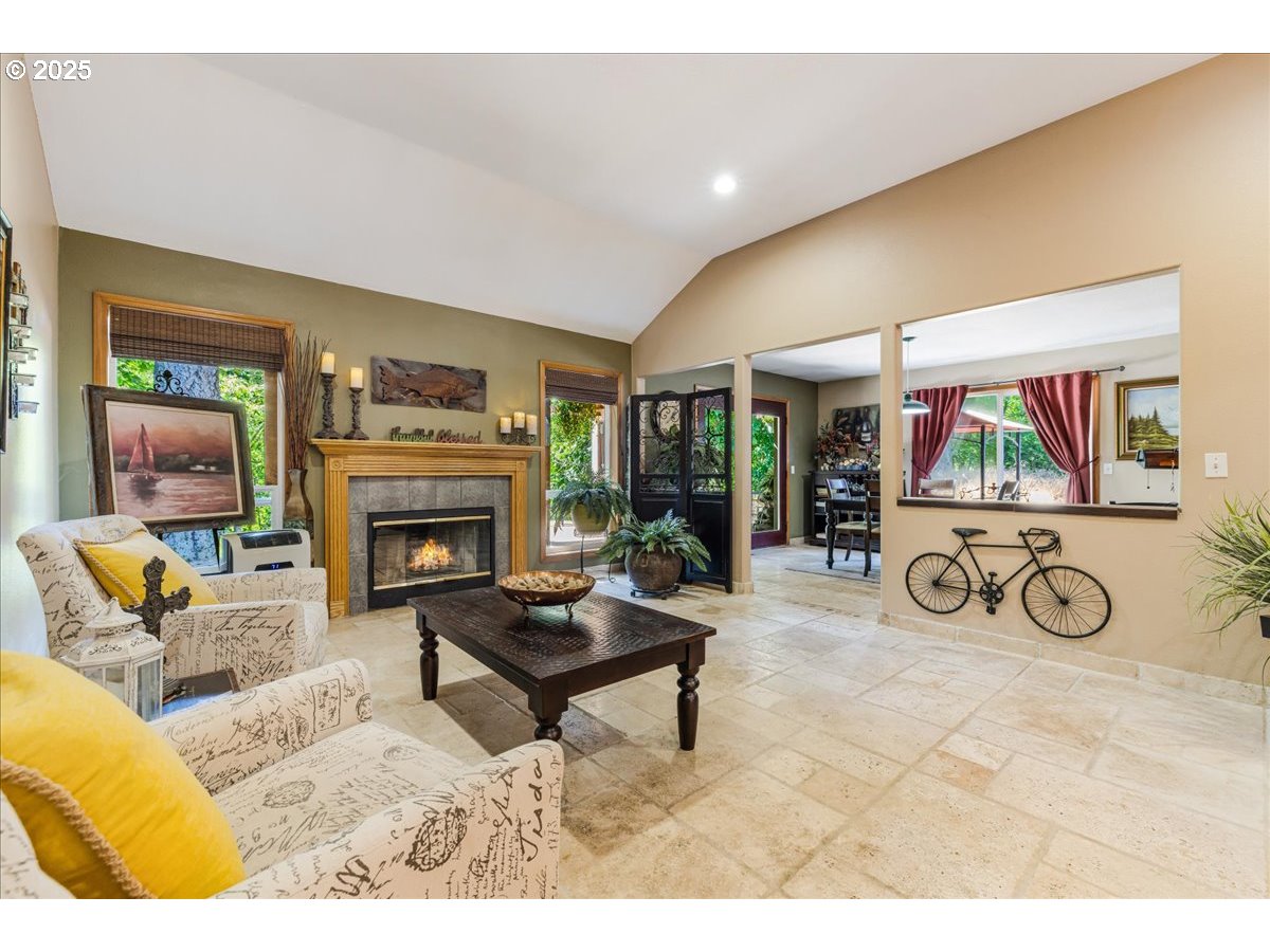 352 SE 58TH CT