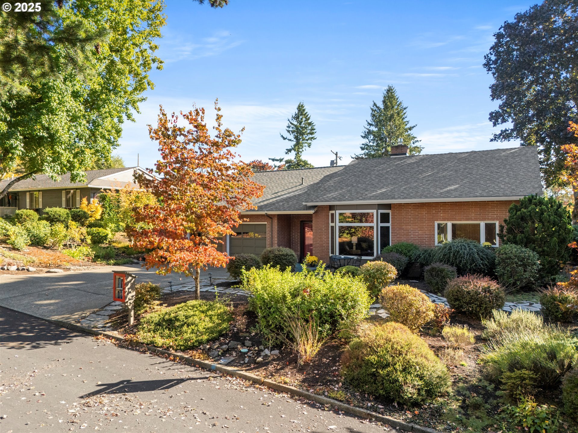 6580 SW PRESLYNN DR