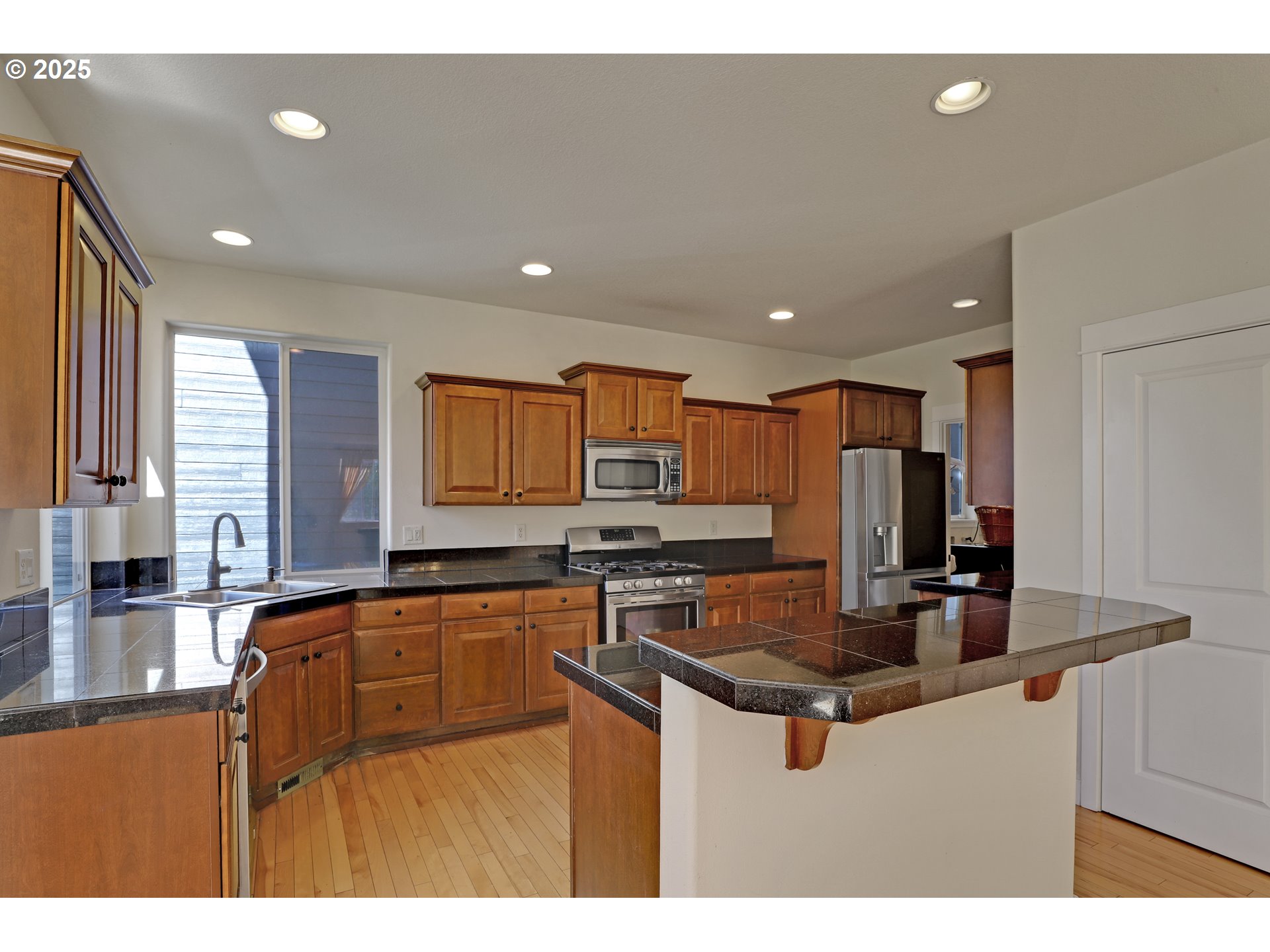 12606 NW LARRY CT