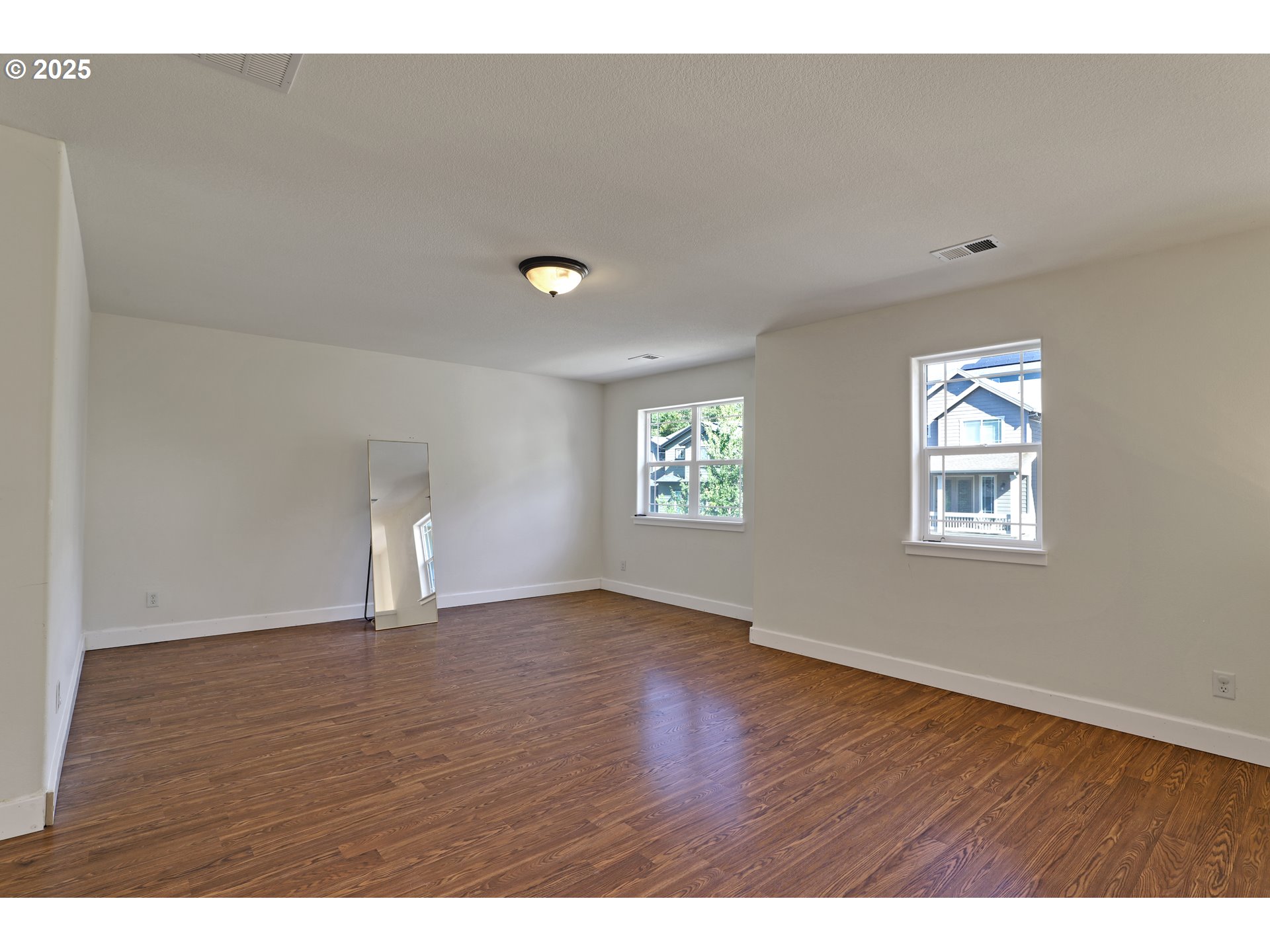 12606 NW LARRY CT