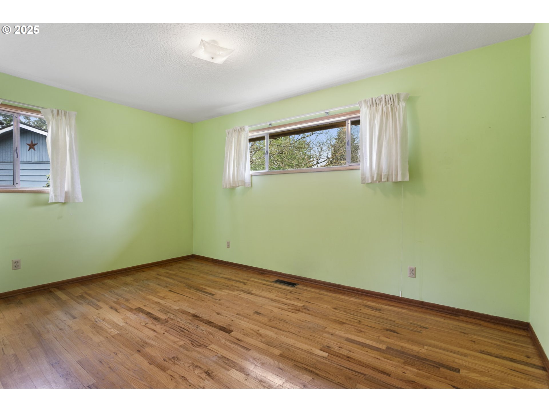 16711 SE Alder CT