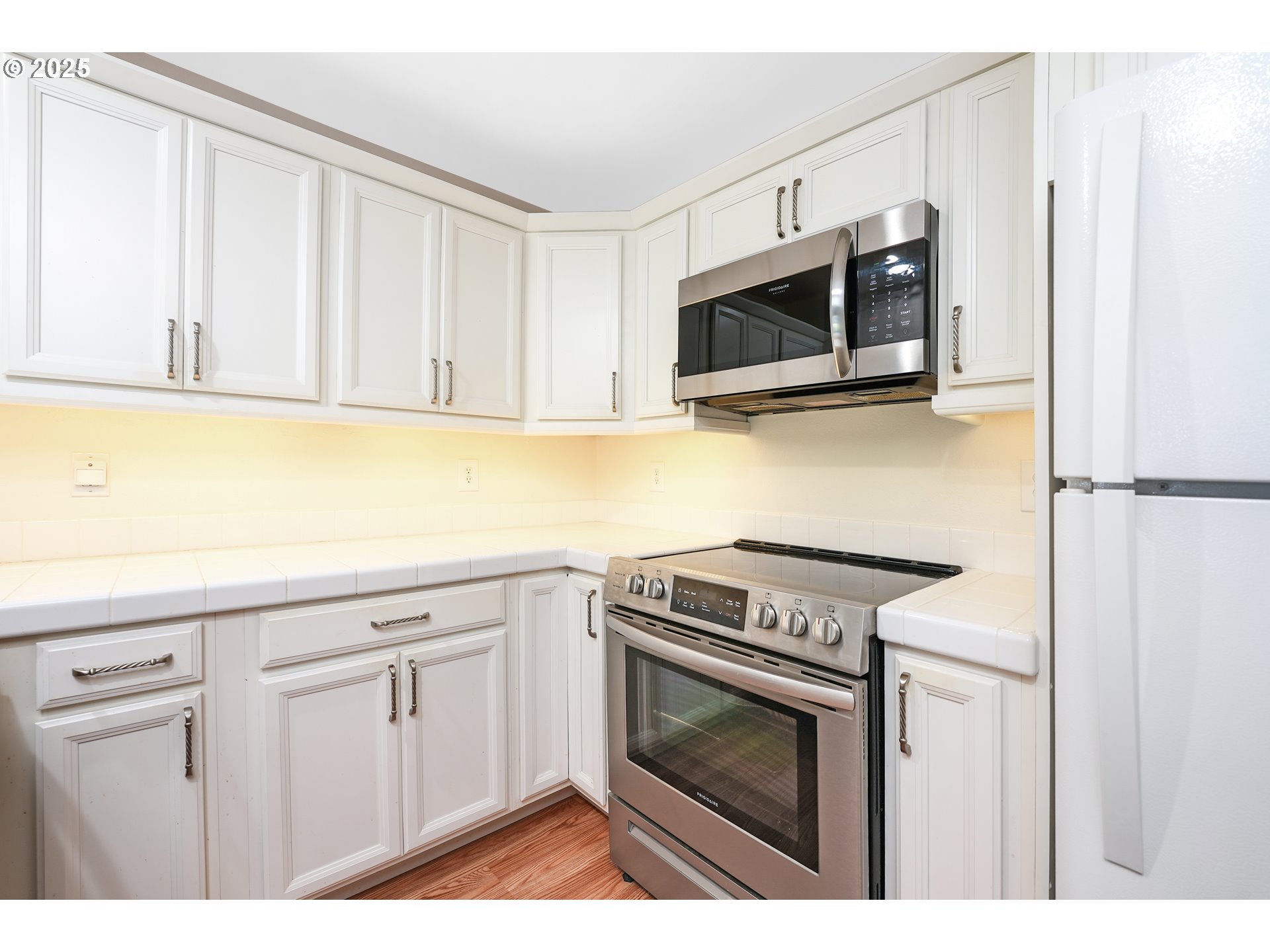 167 N HAYDEN BAY DR