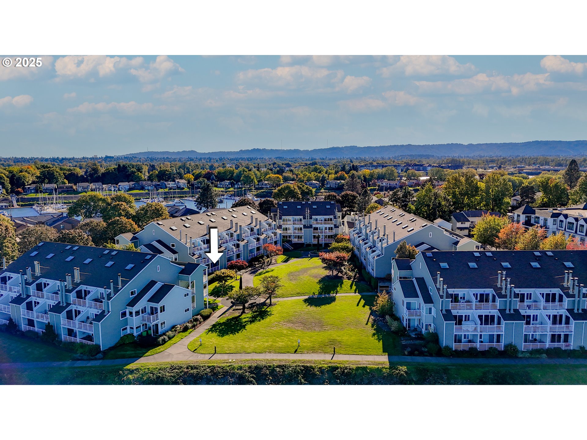 167 N HAYDEN BAY DR