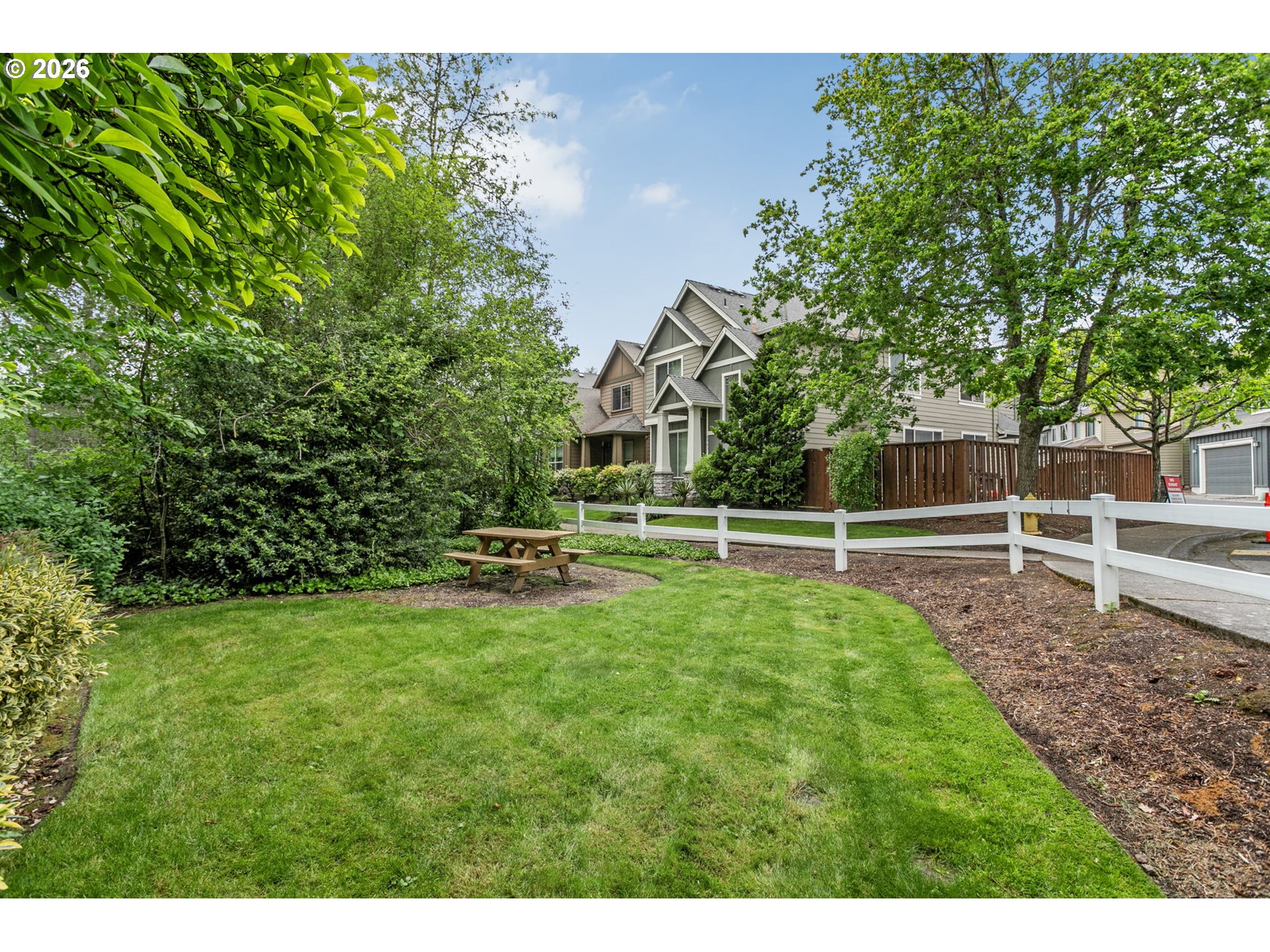 8988 SW TAYLORS FERRY RD