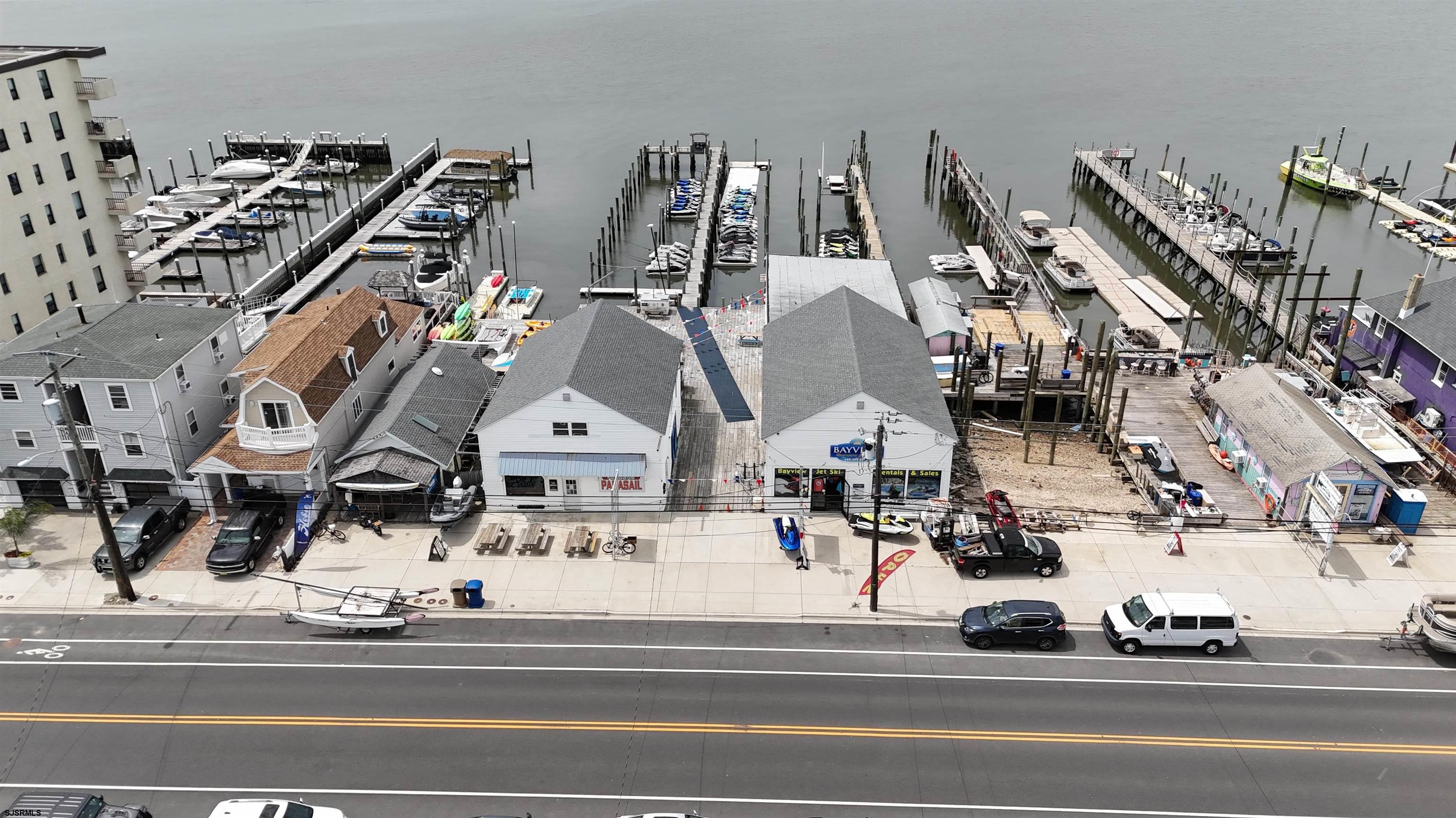 312-316 Bay Ave